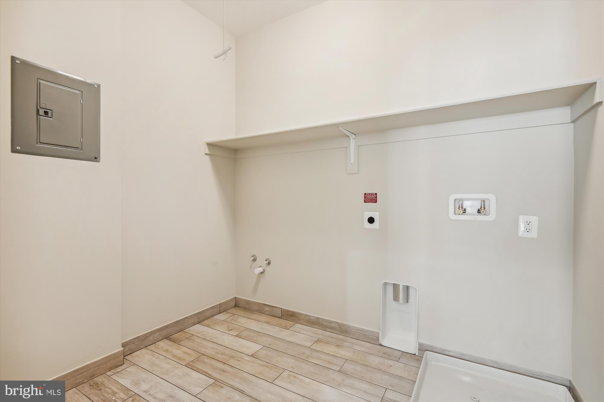 SLEEPY HOLLOW - Residential