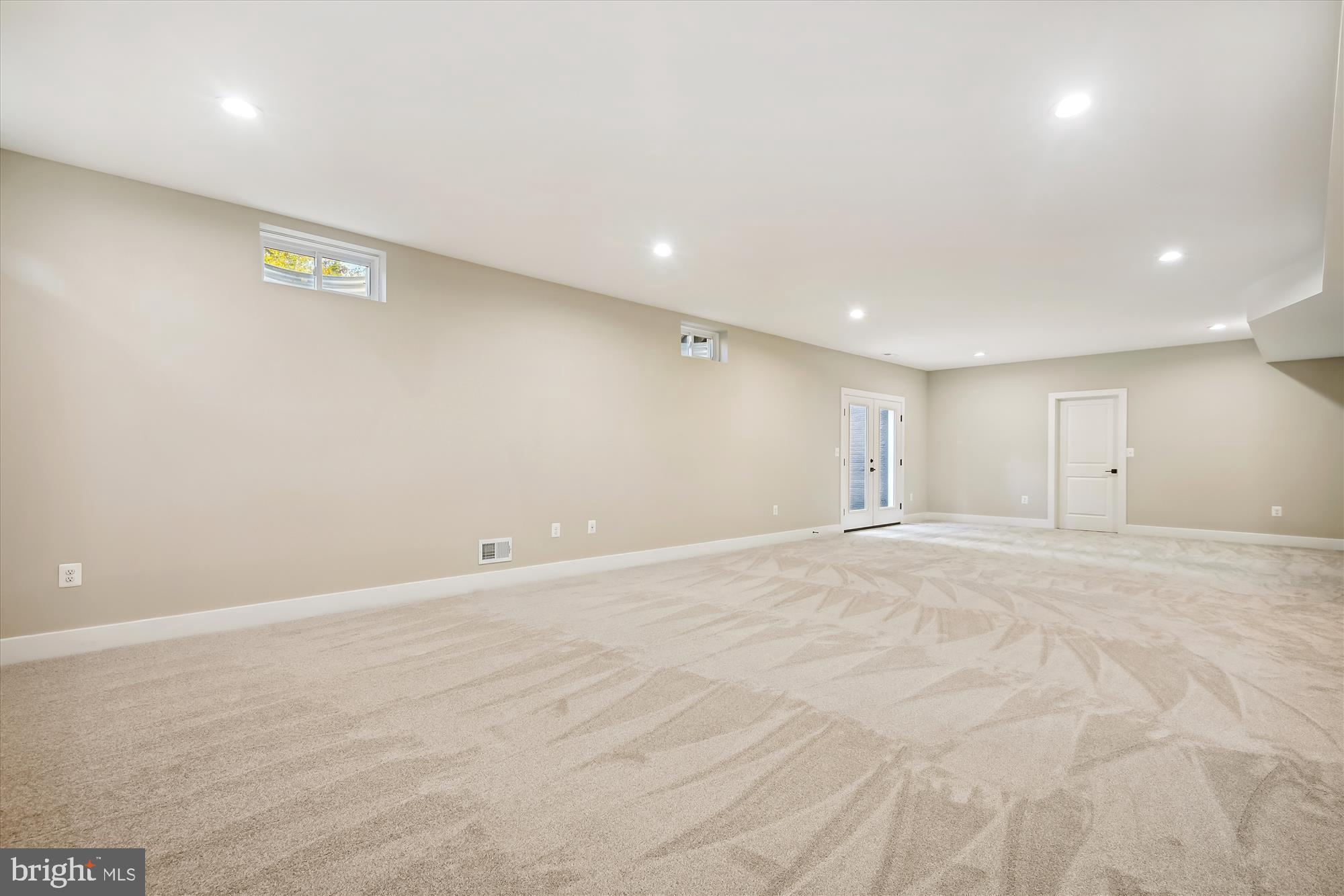 SLEEPY HOLLOW - Residential