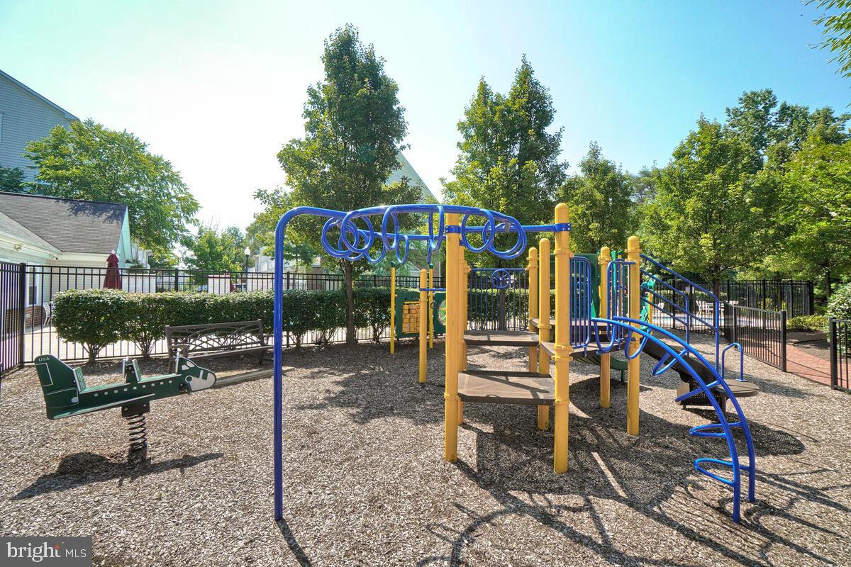 BUCKINGHAM STATION - Residential