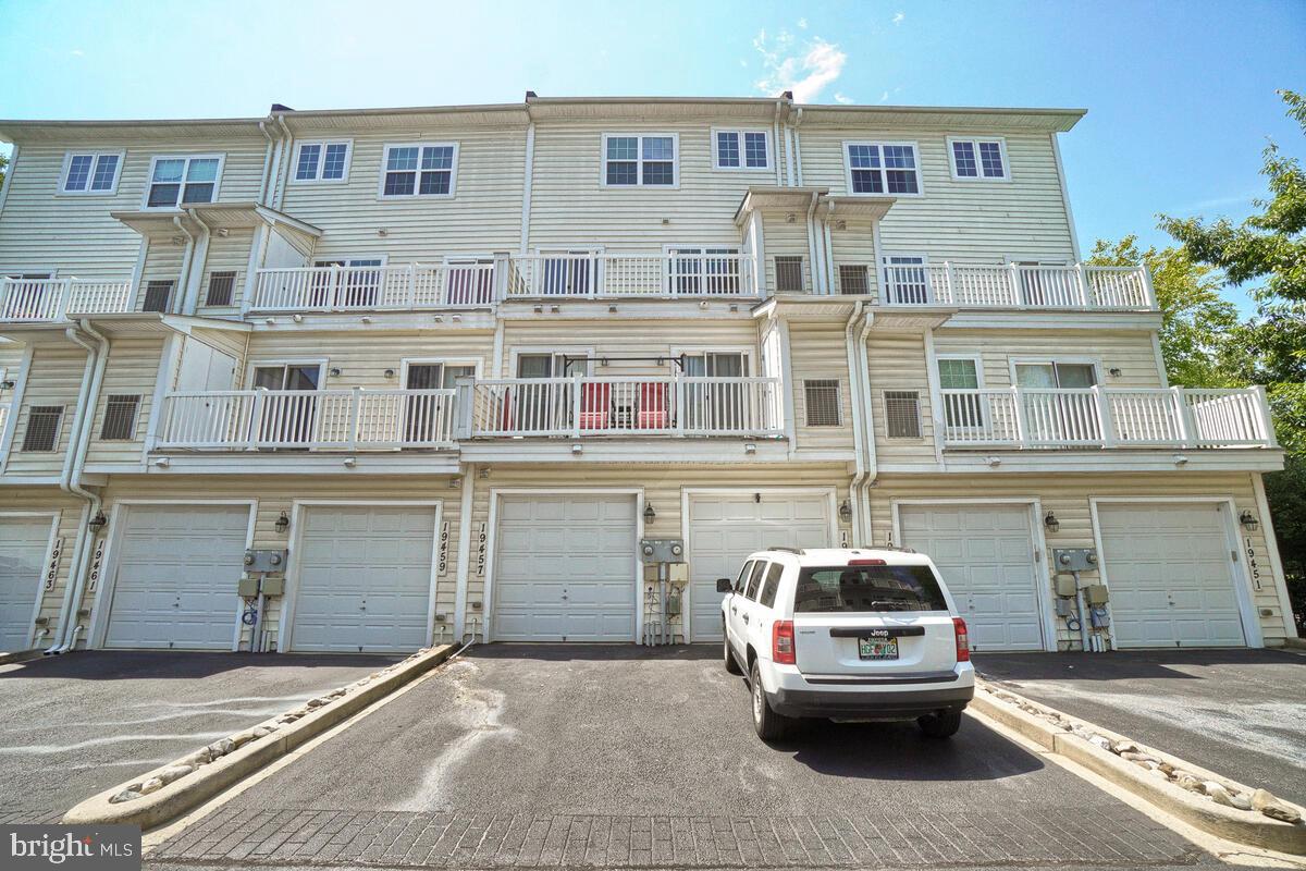 BUCKINGHAM STATION - Residential