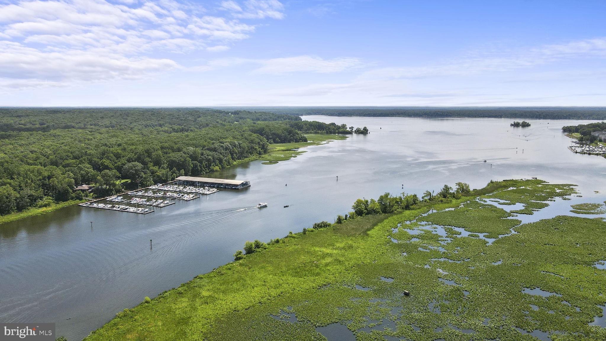 BELMONT BAY - Residential Lease