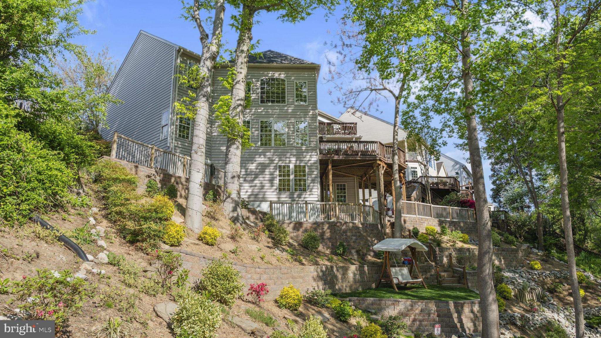 BELMONT BAY - Residential Lease