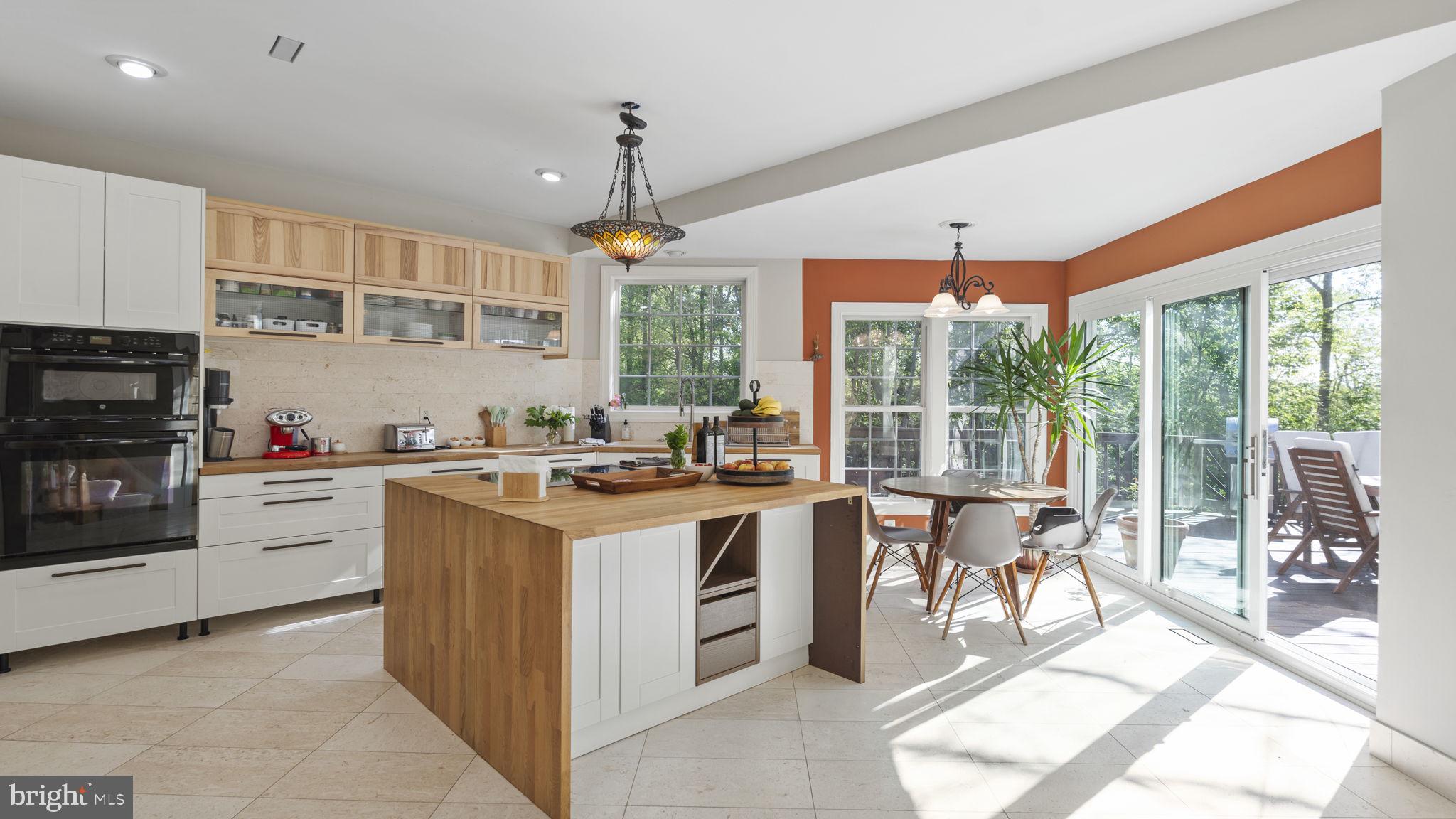 BELMONT BAY - Residential Lease