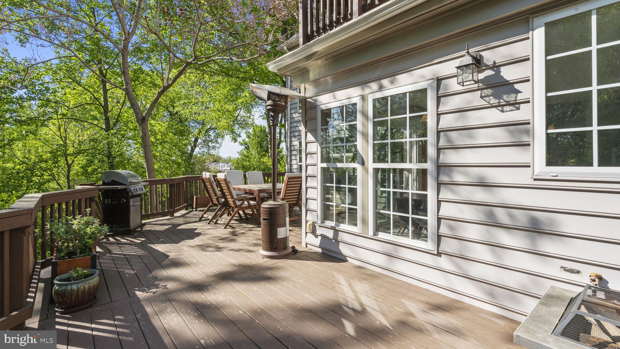 BELMONT BAY - Residential Lease