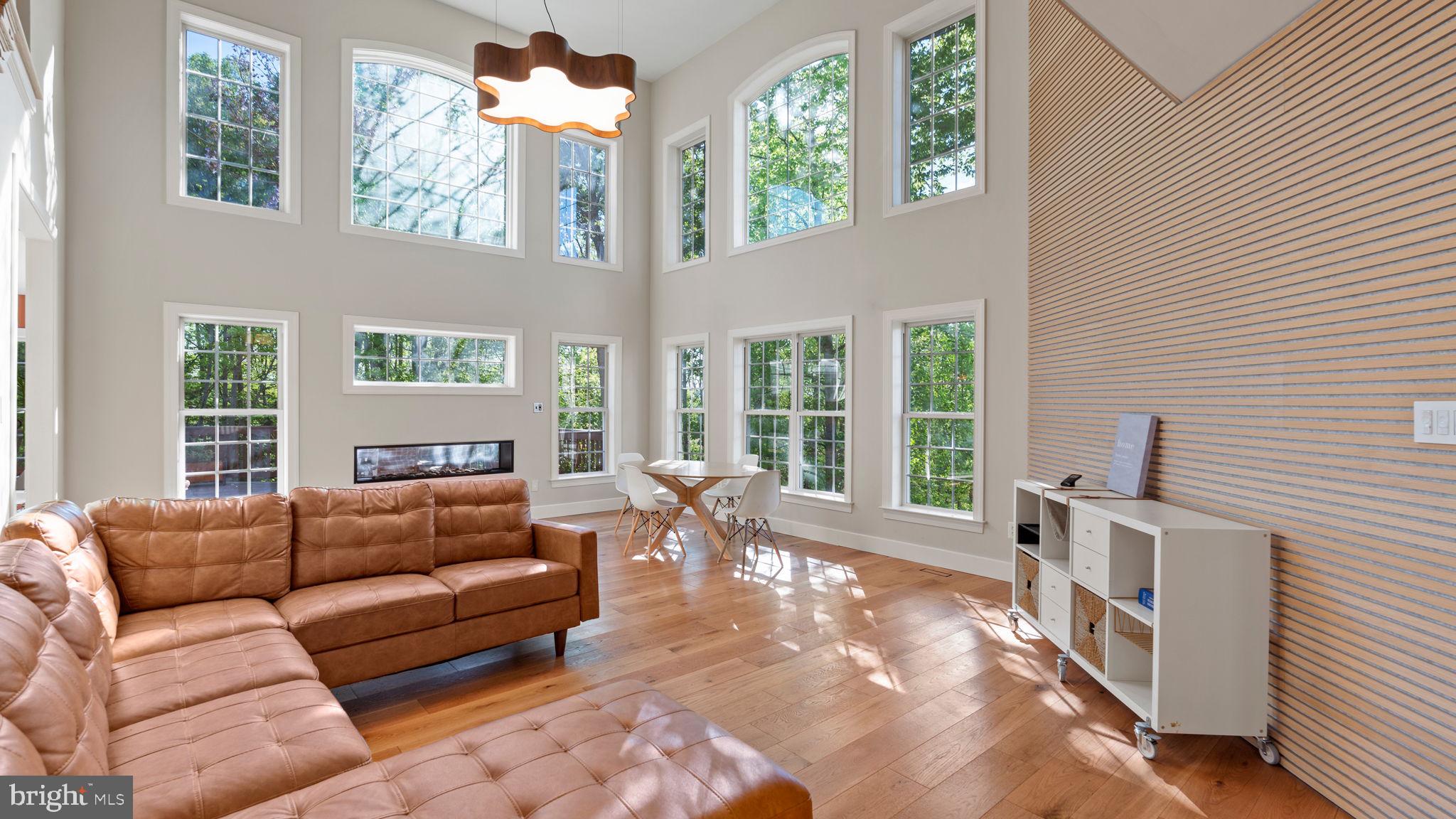 BELMONT BAY - Residential Lease