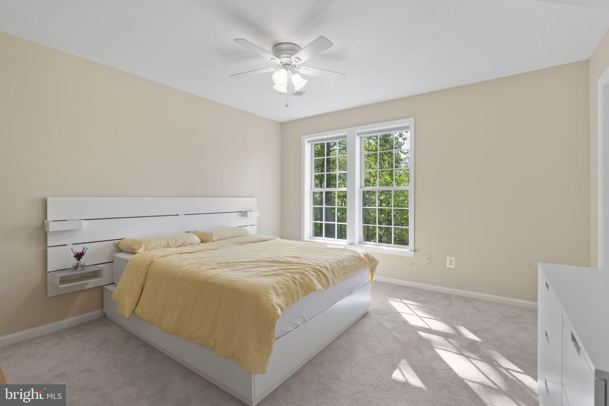 BELMONT BAY - Residential Lease