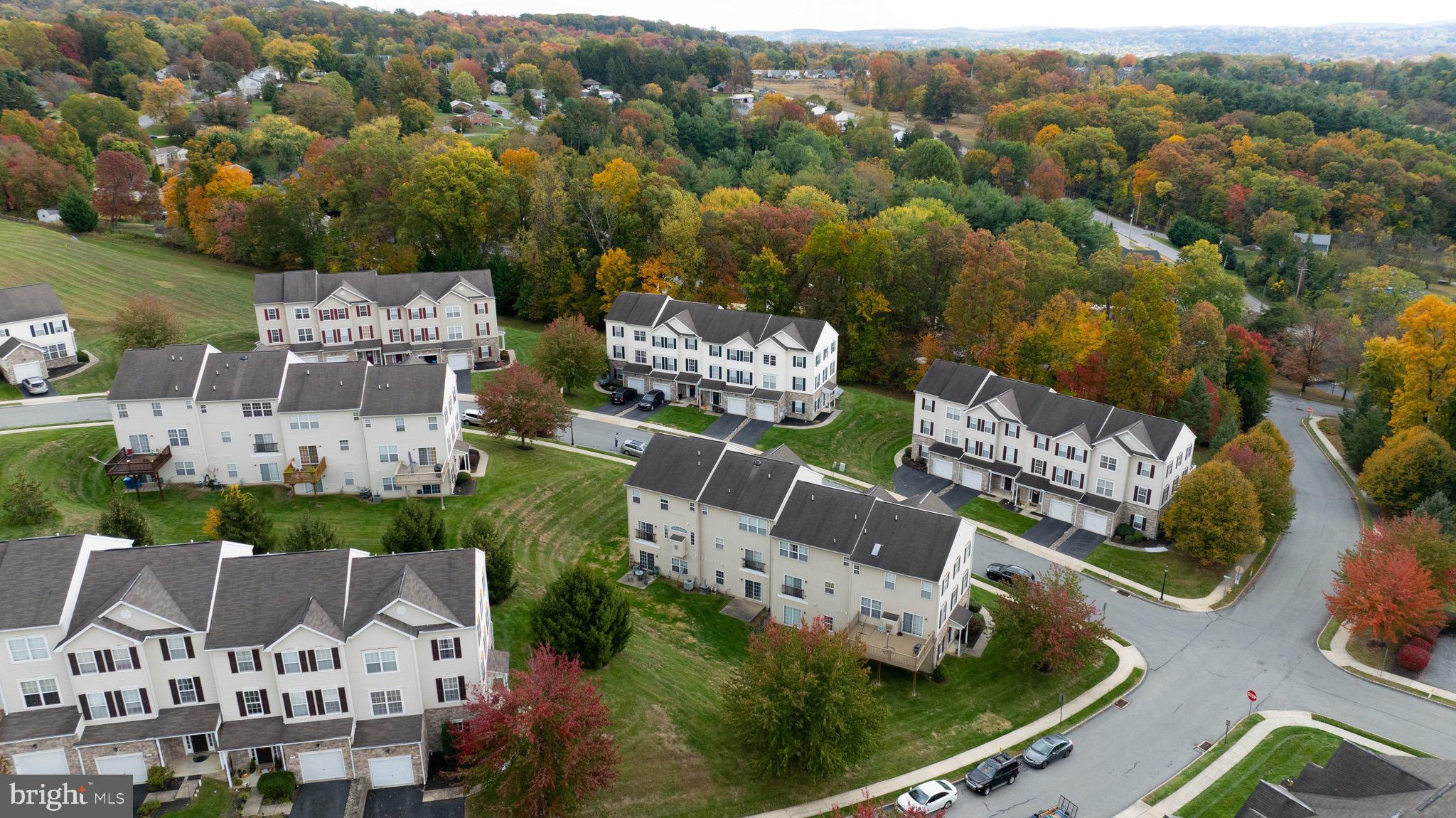 WOODCREST HILLS - Residential