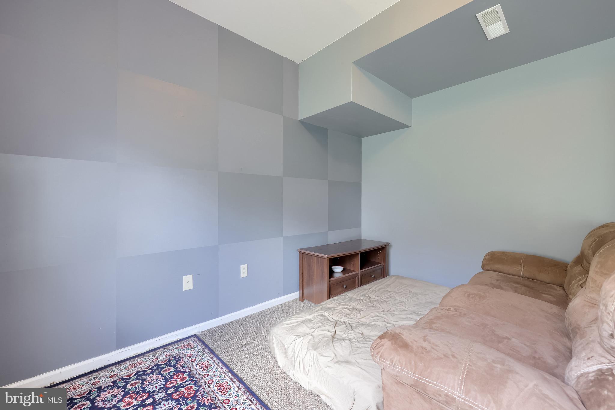 WOODCREST HILLS - Residential