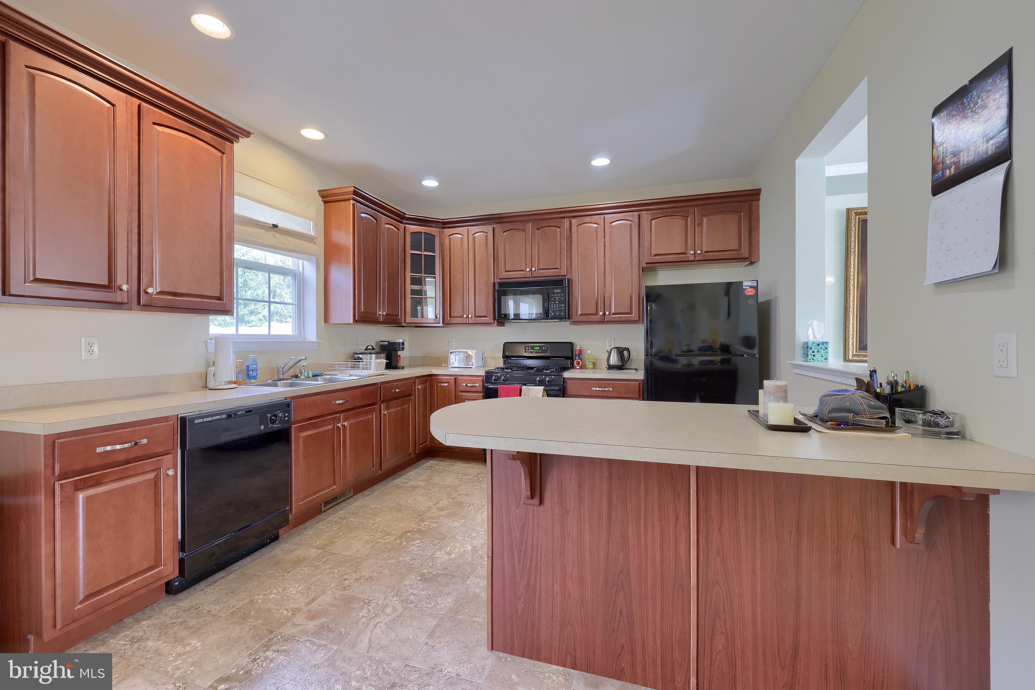 WOODCREST HILLS - Residential