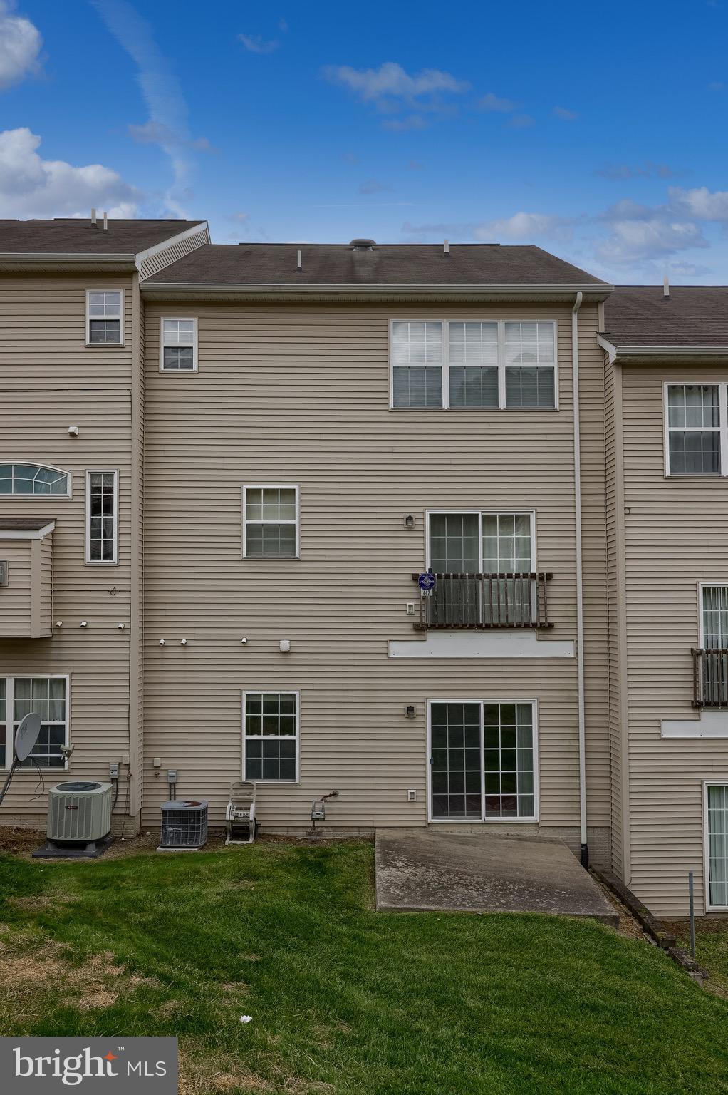 WOODCREST HILLS - Residential