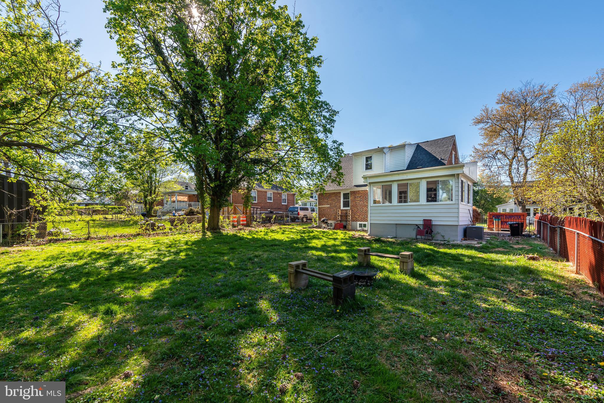 WINDSOR MILL - Residential