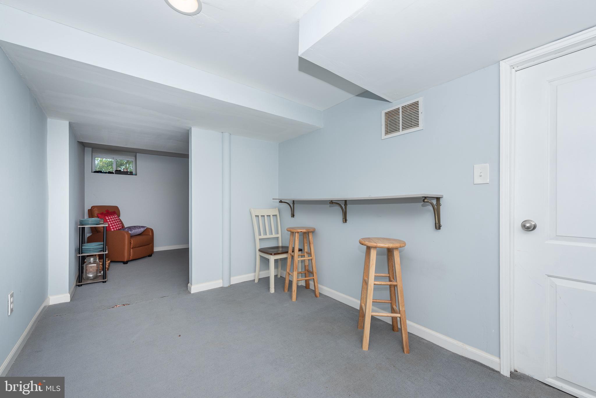 WINDSOR MILL - Residential