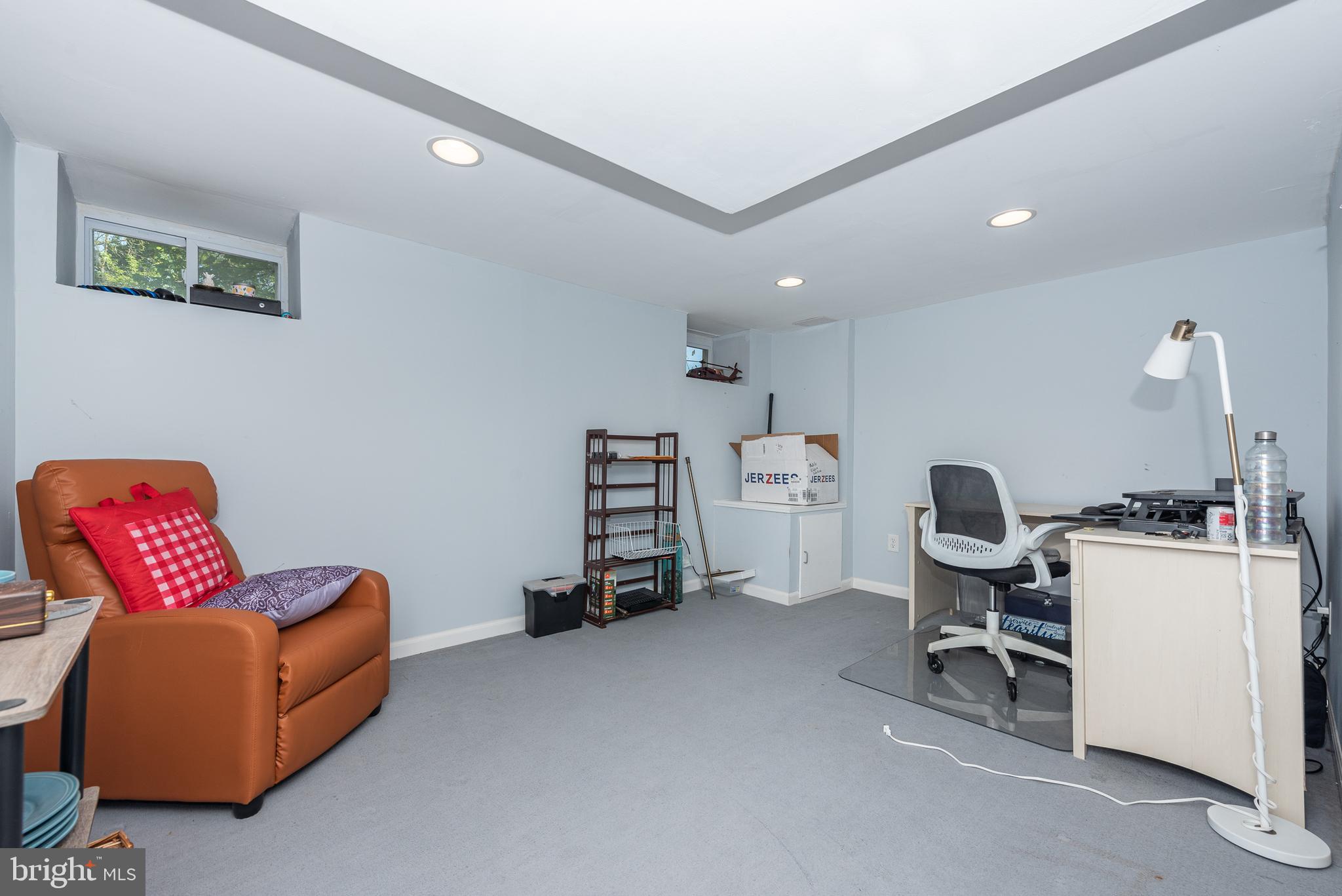 WINDSOR MILL - Residential