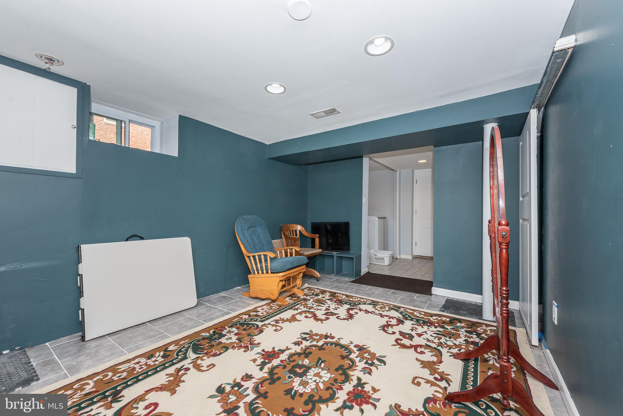 WINDSOR MILL - Residential