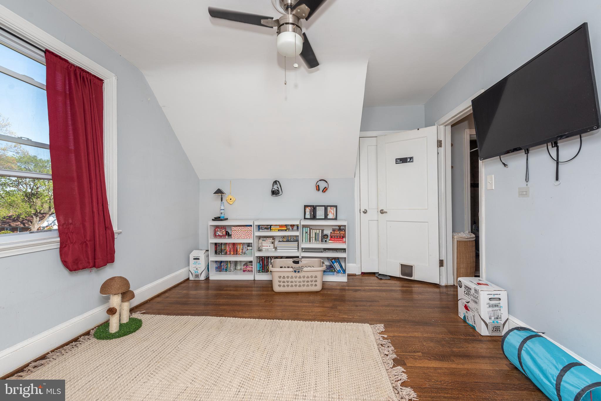 WINDSOR MILL - Residential