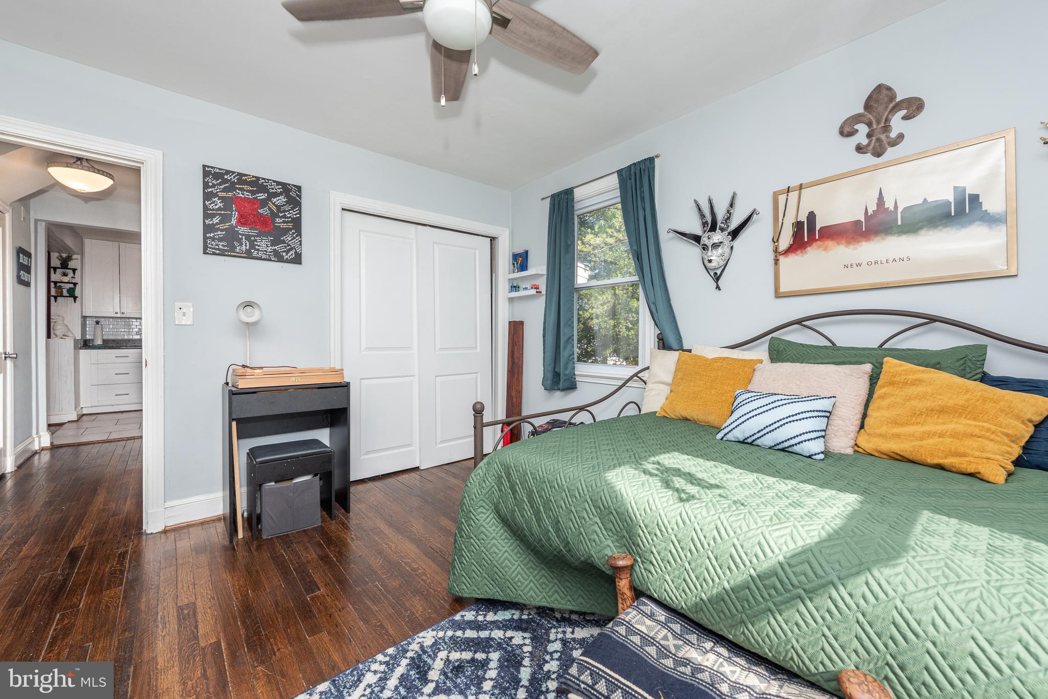 WINDSOR MILL - Residential