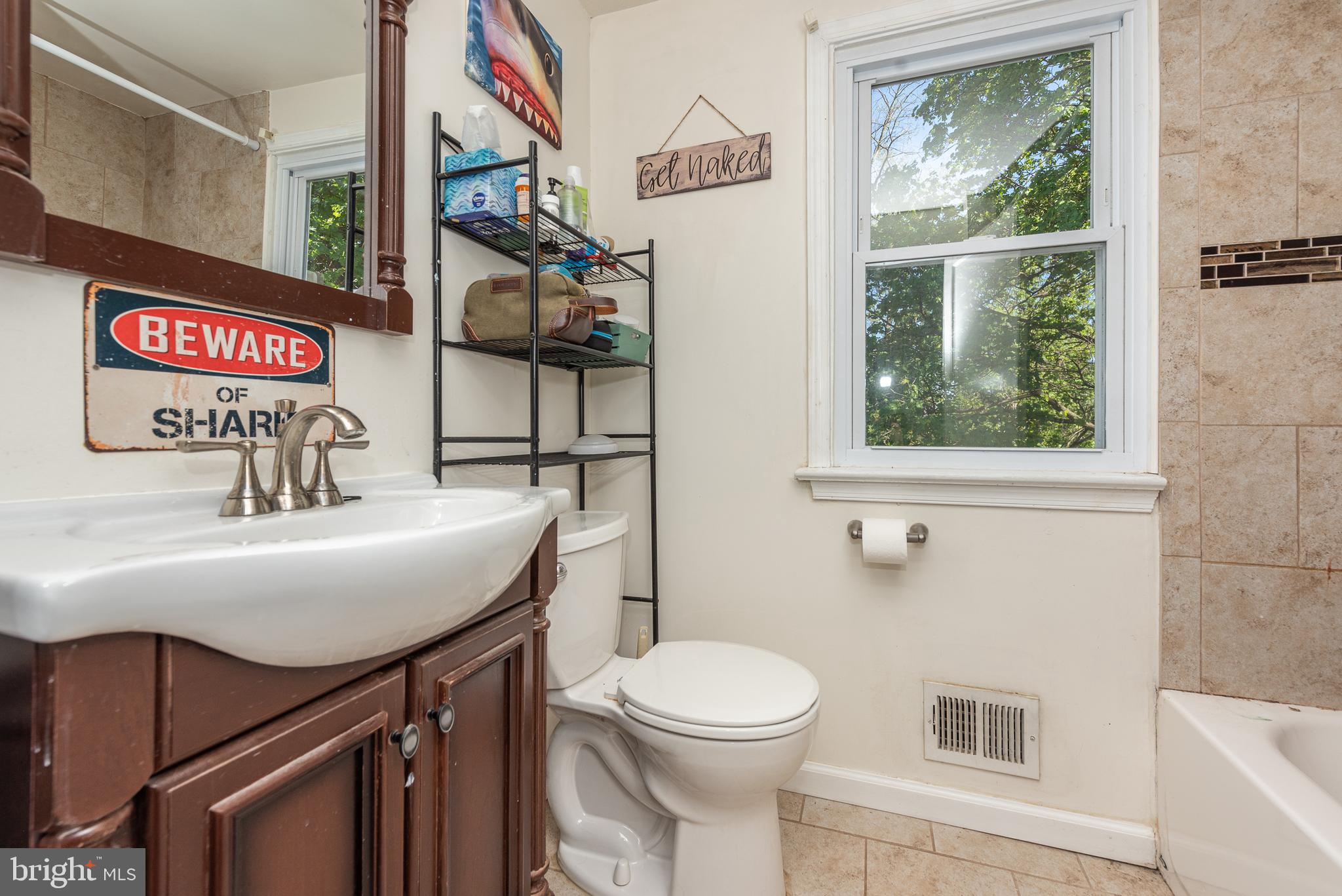 WINDSOR MILL - Residential