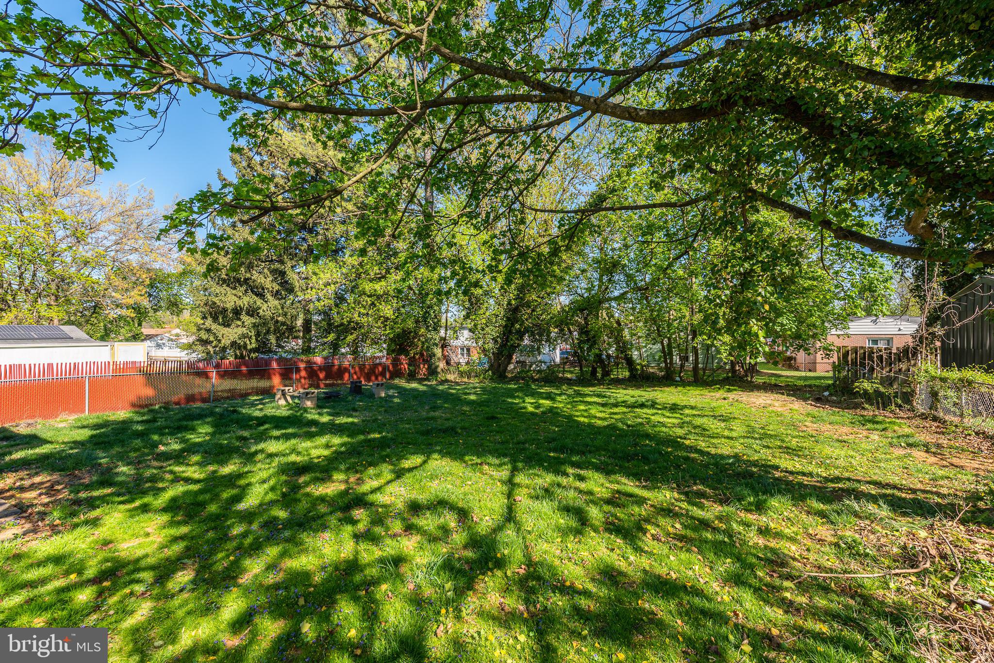 WINDSOR MILL - Residential