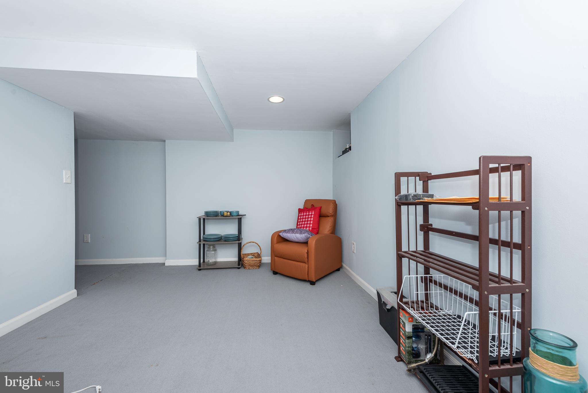 WINDSOR MILL - Residential