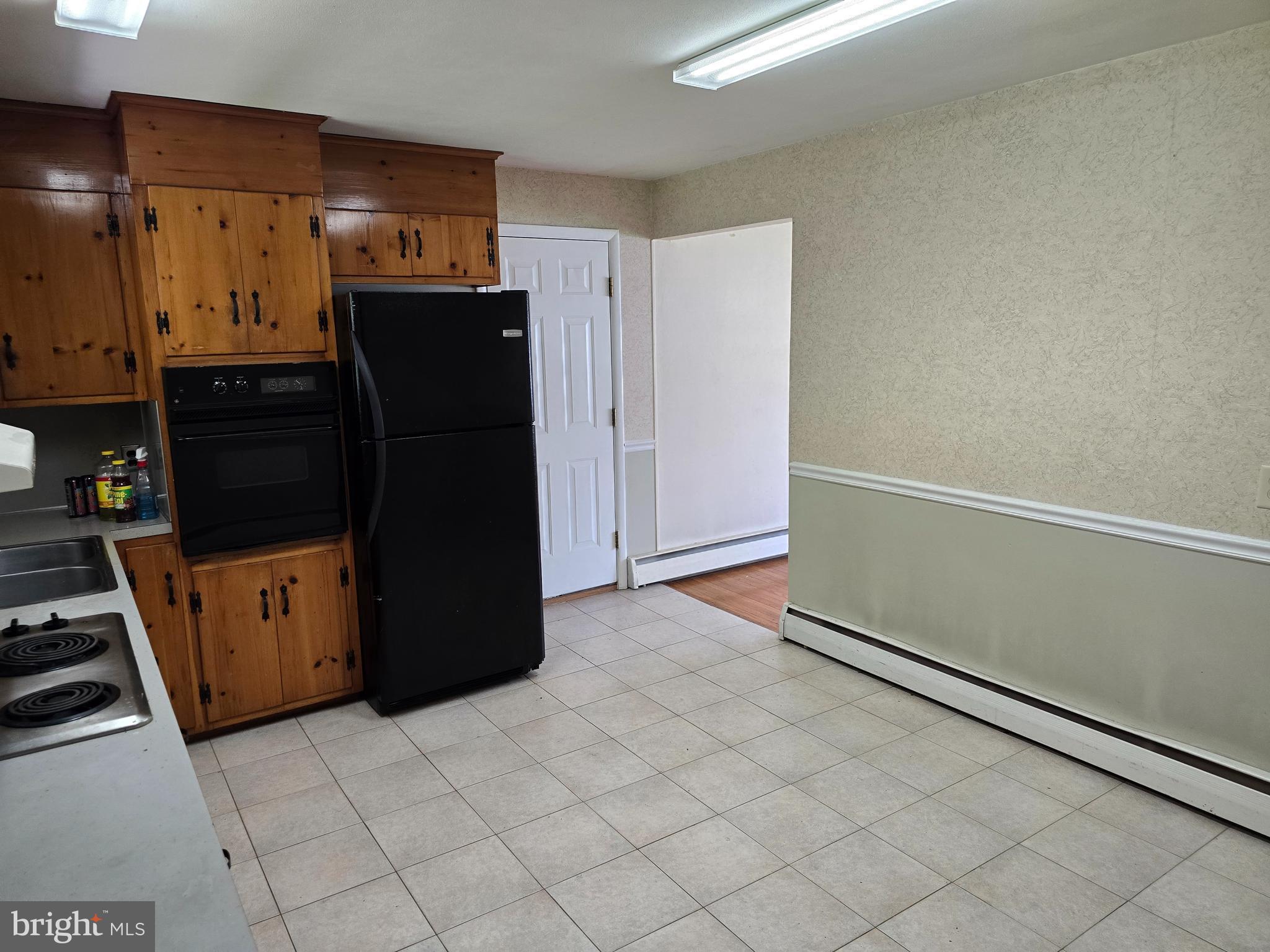 TWIN OAKS - Residential