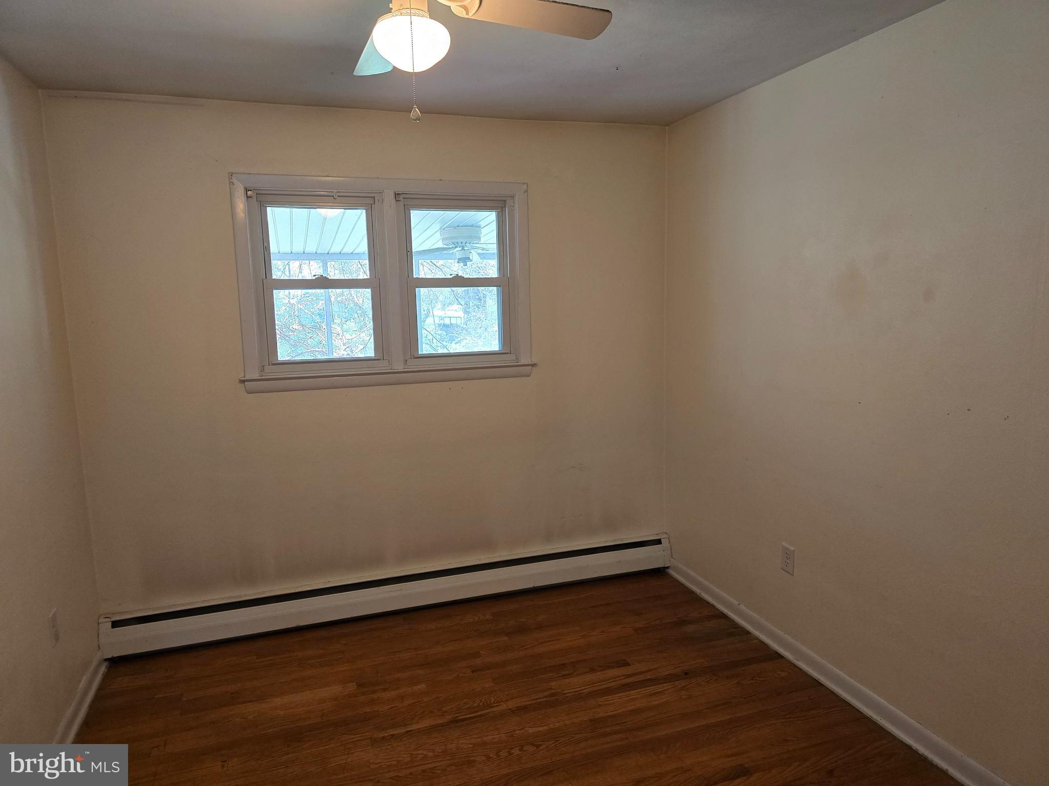 TWIN OAKS - Residential