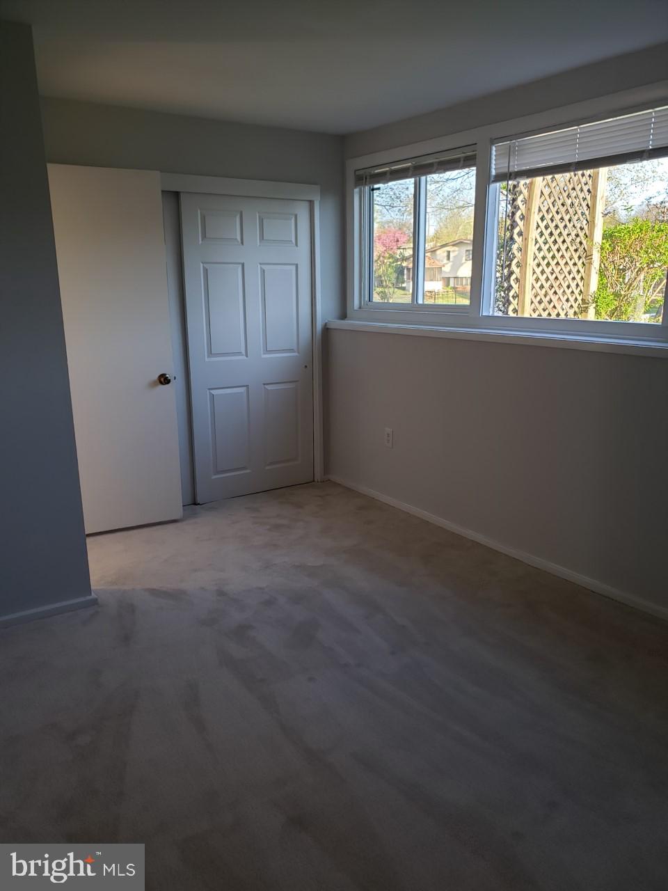 RIDGE VIEW ESTATES - Residential Lease