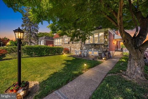 Townhouse For Sale - 1707 Kendrick Lane<br/> NORRISTOWN, PA 19401