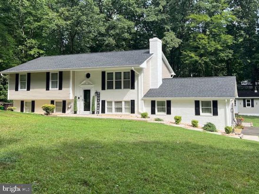 Enjoy the tranquility and charm of this lovely home with plenty of outdoor space for entertaining and relaxation. Ideal for  anyone looking for a serene living environment.
Over 3000 Sf of beautifully designed interior. Updated kitchen, bathrooms, fully finished basement with a large in law suite and recreation room.
Minutes away from Margaret Brent Elementary School, Rodney Thompson Middle School and Mountain View High school.
Great location near all Stafford Shopping Center, Quantico, commuting and more. Professional pictures are coming soon.
Available first week of September 2024.