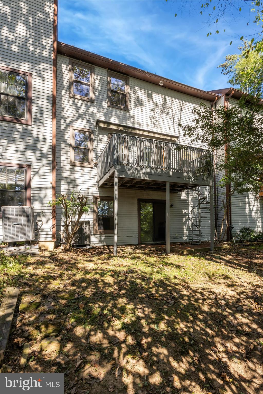 STOTESBURY TWHSE - Residential