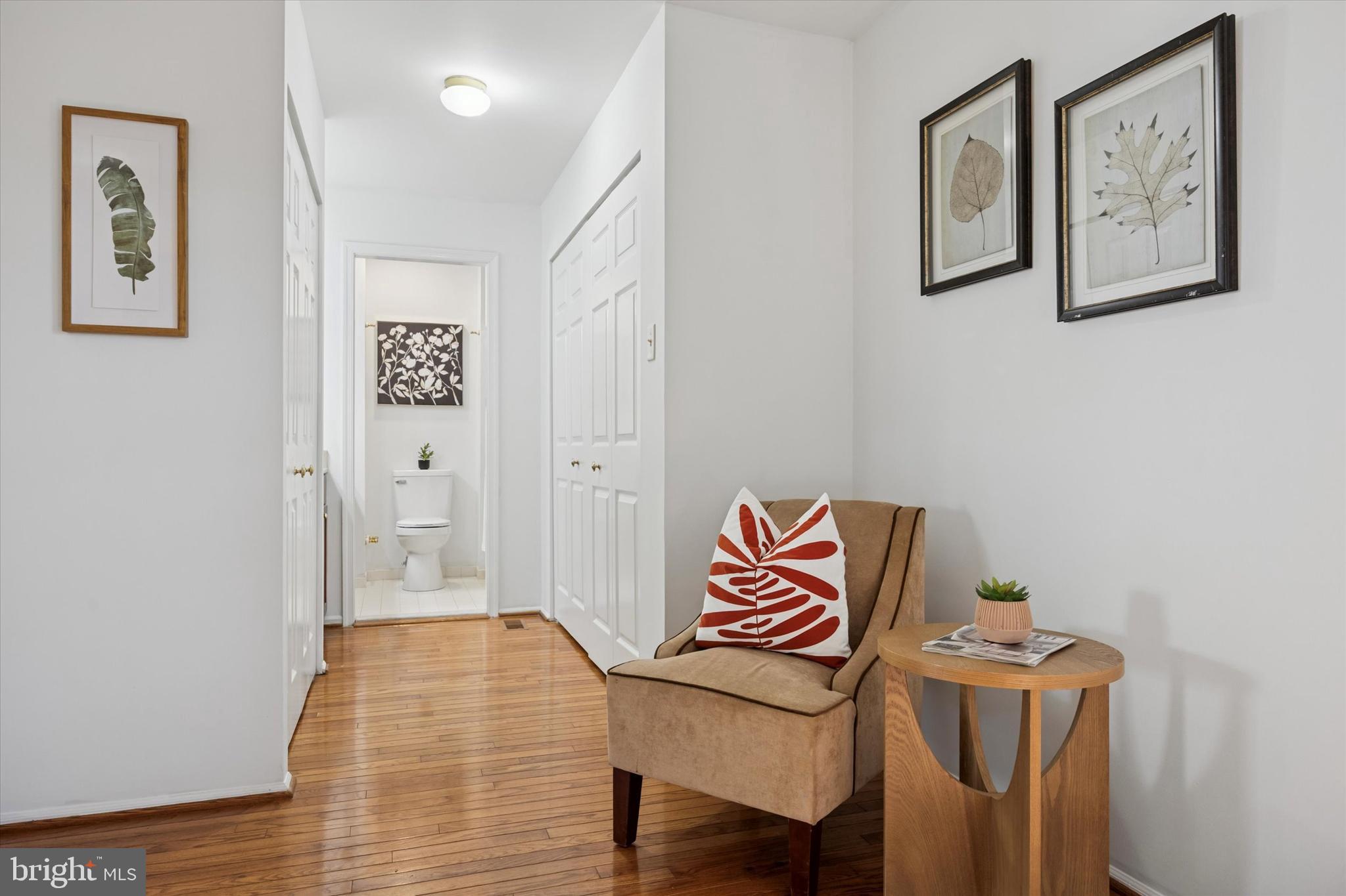 STOTESBURY TWHSE - Residential