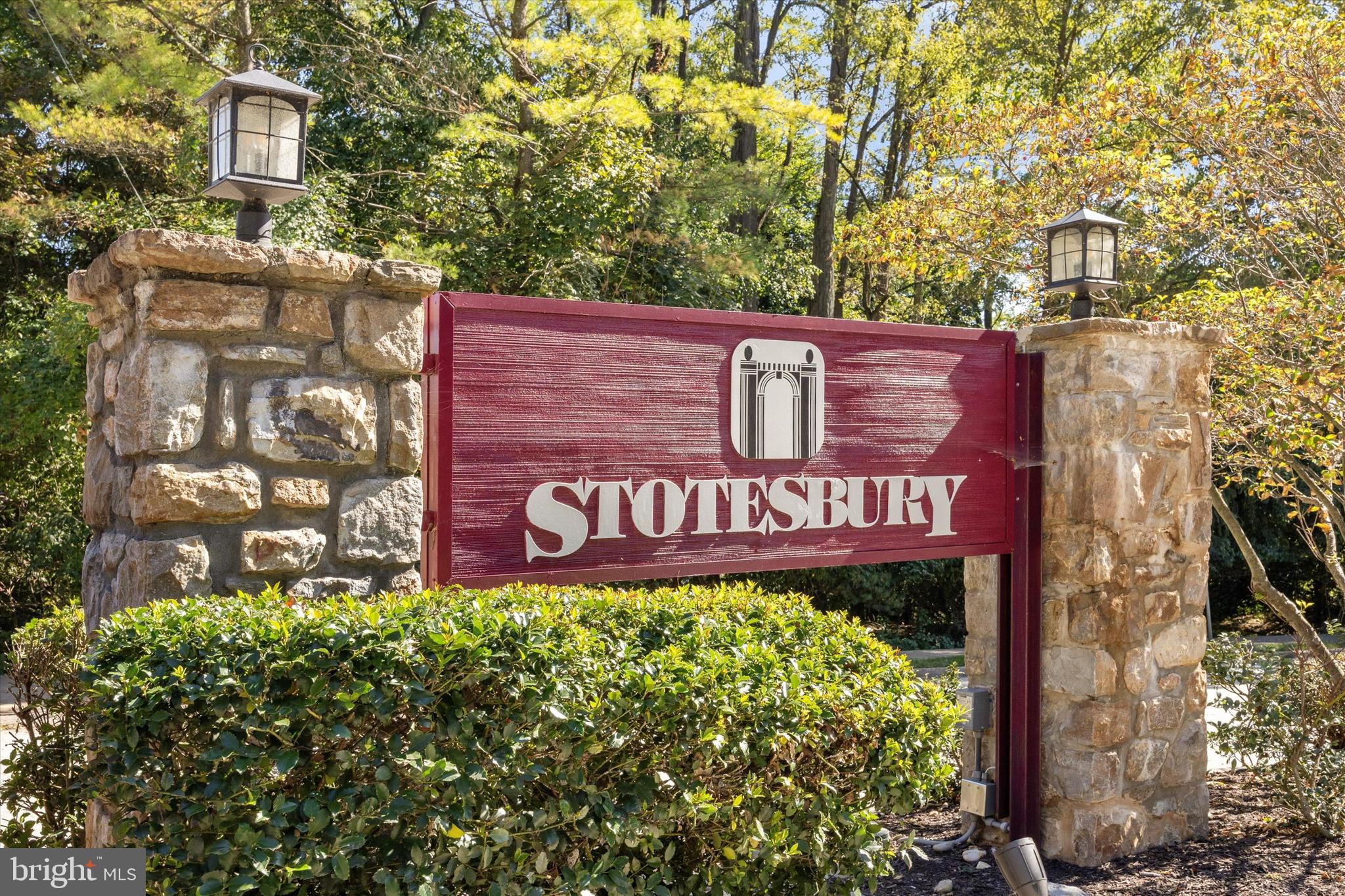 STOTESBURY TWHSE - Residential