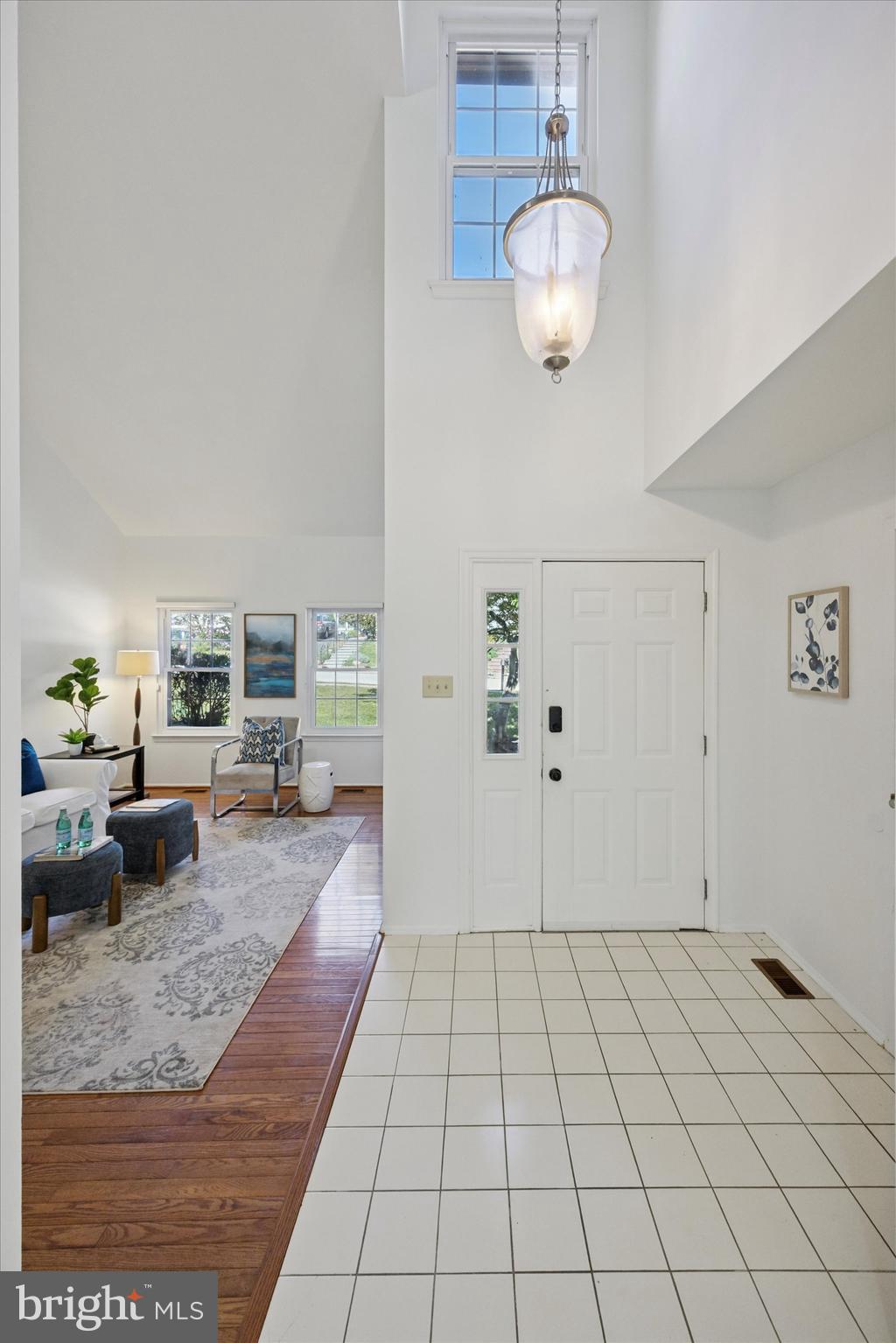 STOTESBURY TWHSE - Residential