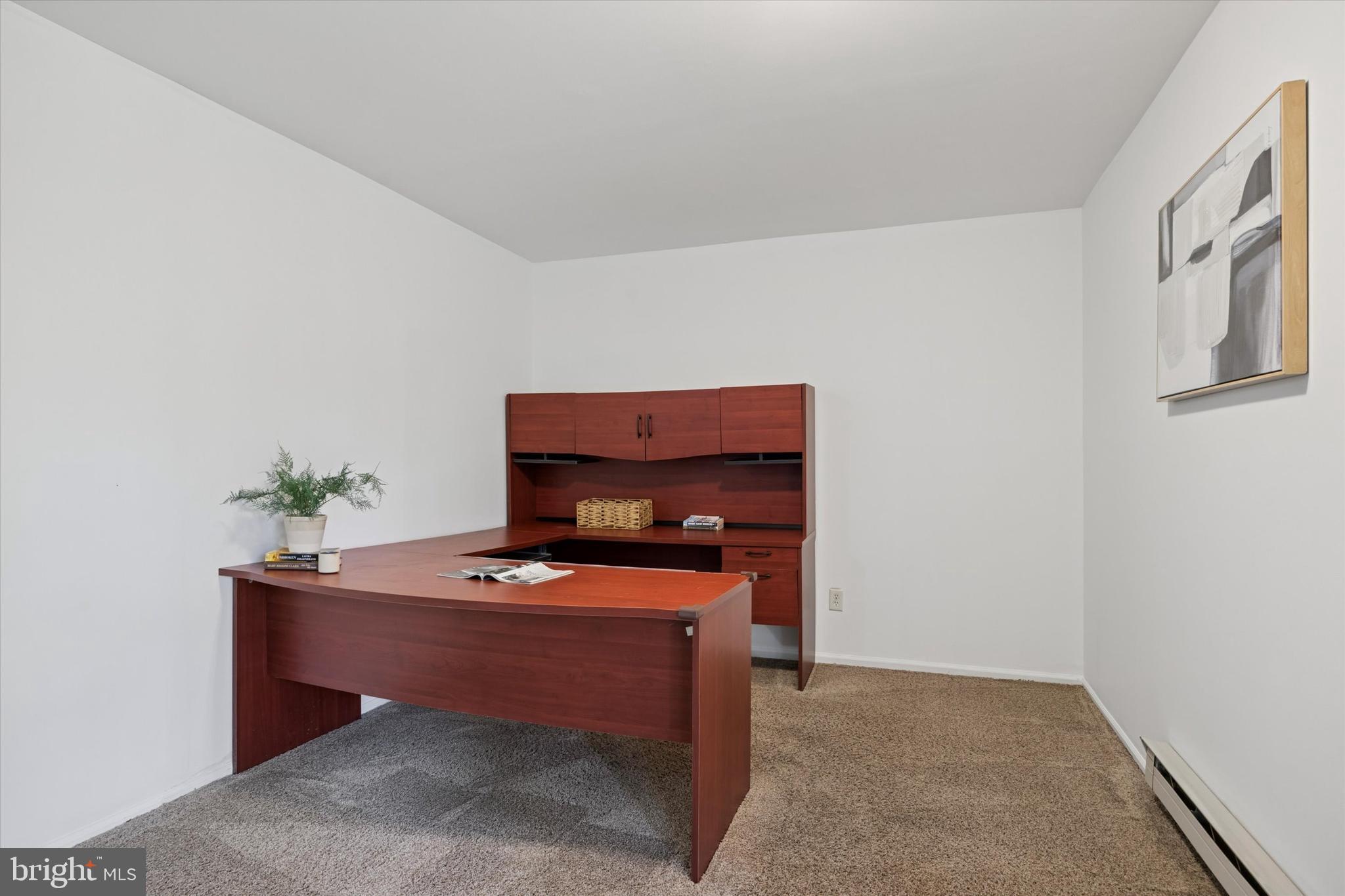 STOTESBURY TWHSE - Residential