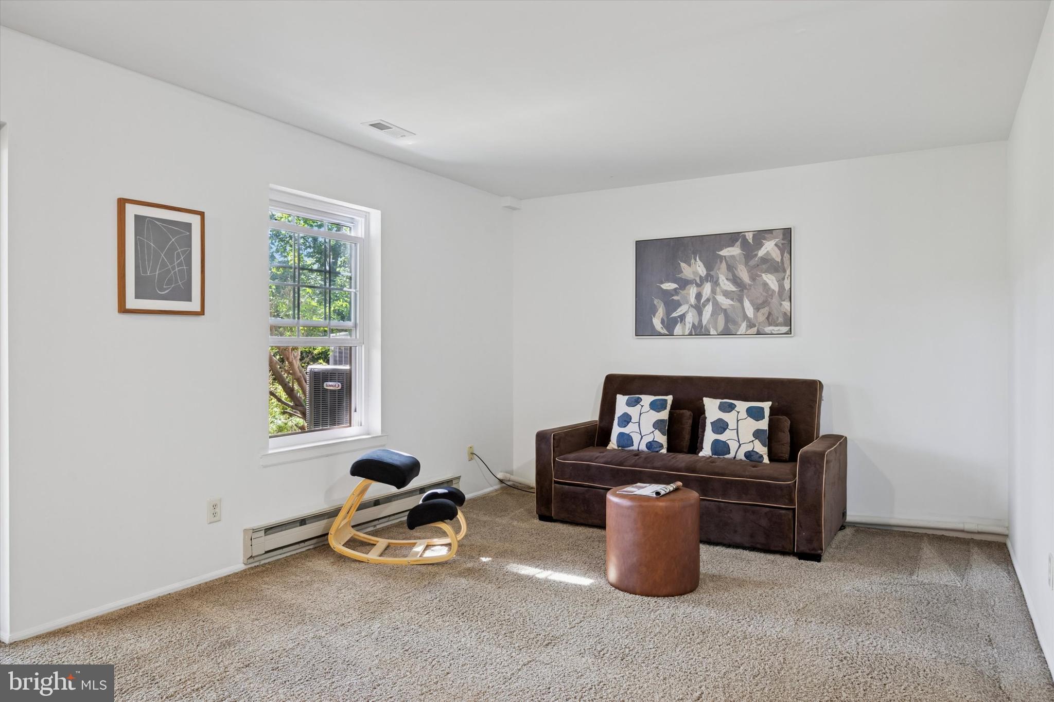 STOTESBURY TWHSE - Residential