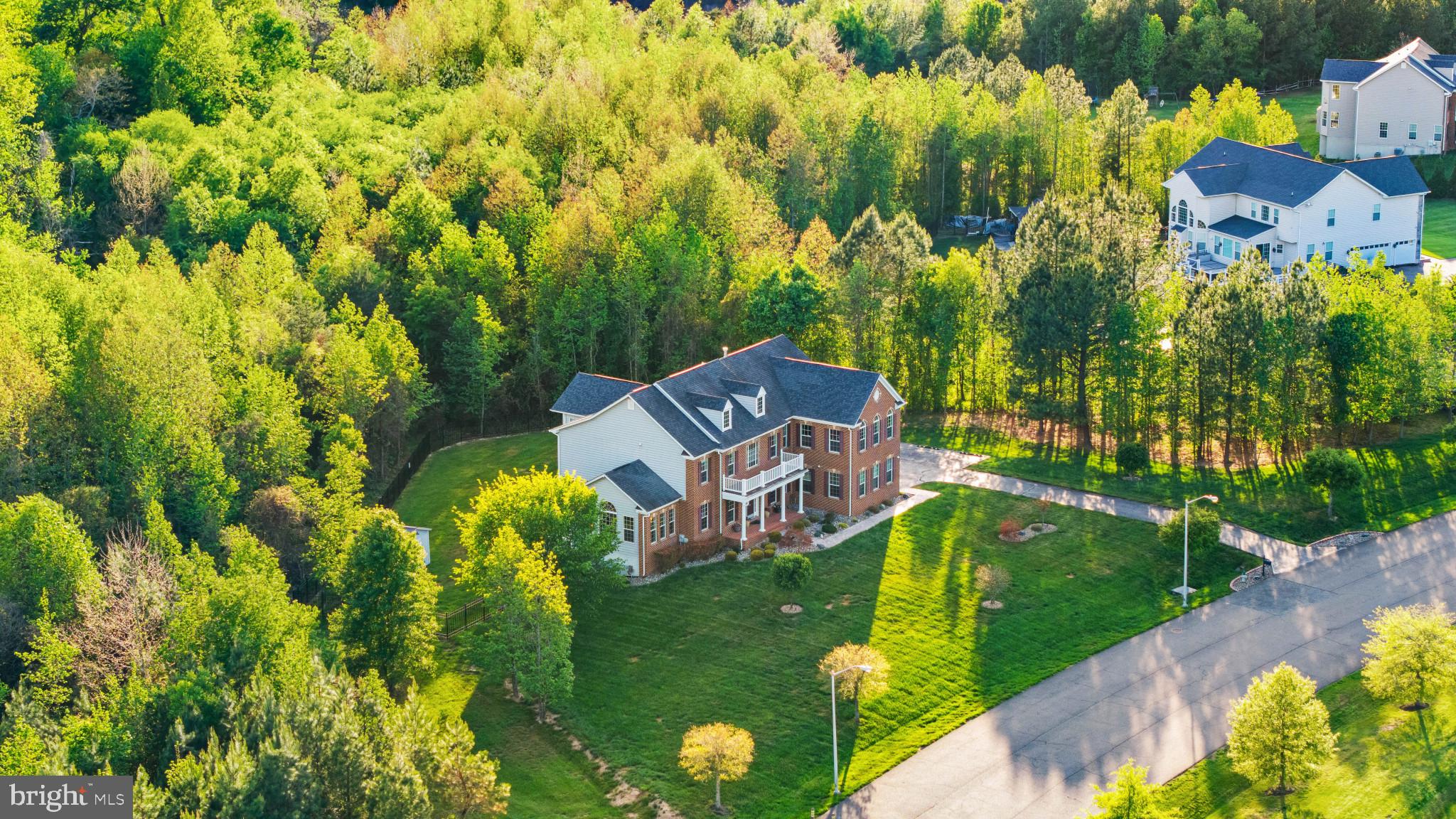 WINDSONG - Residential