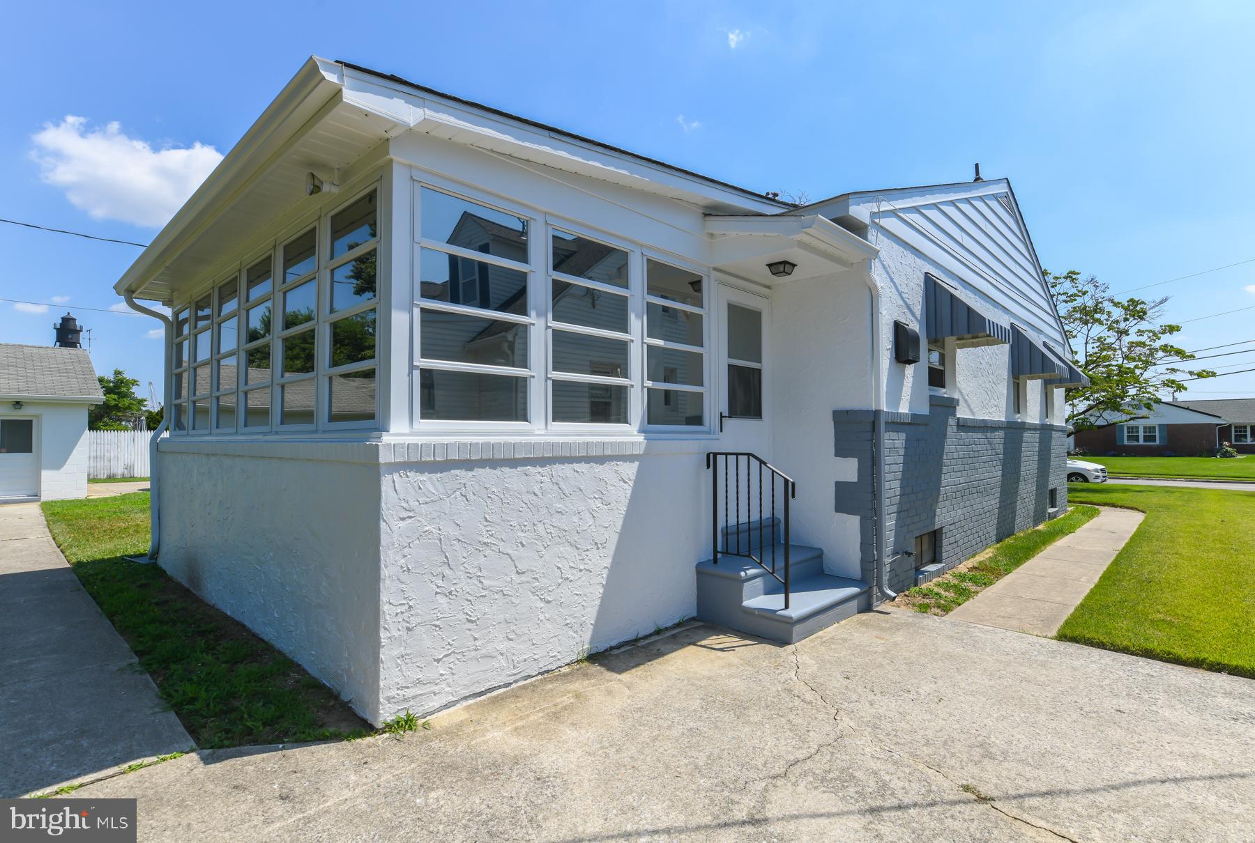 260 BEACON AVENUE