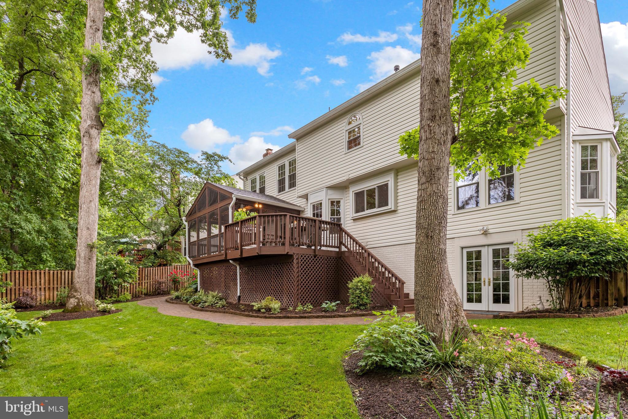 LITTLE ROCKY RUN - Residential