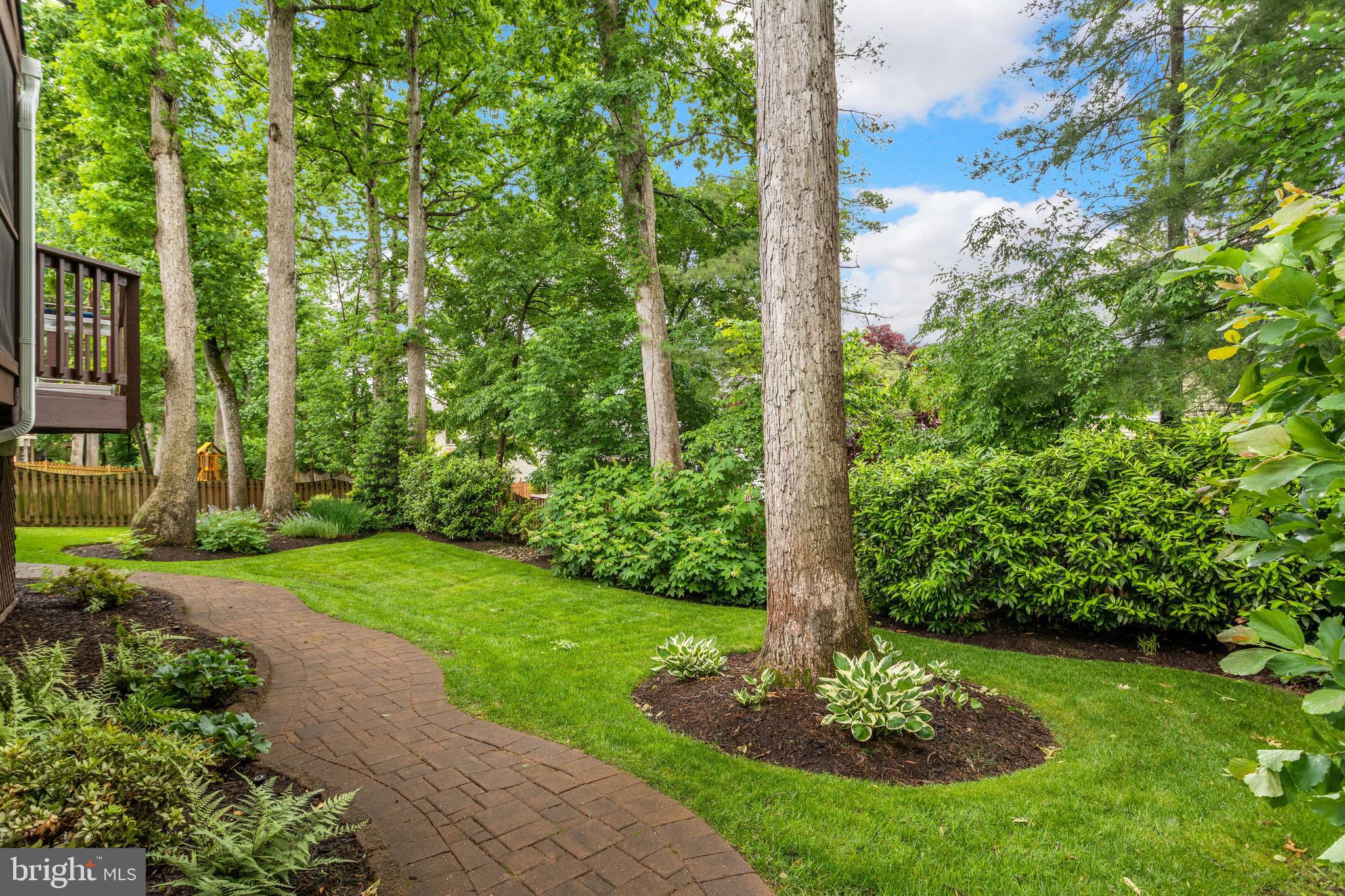 LITTLE ROCKY RUN - Residential