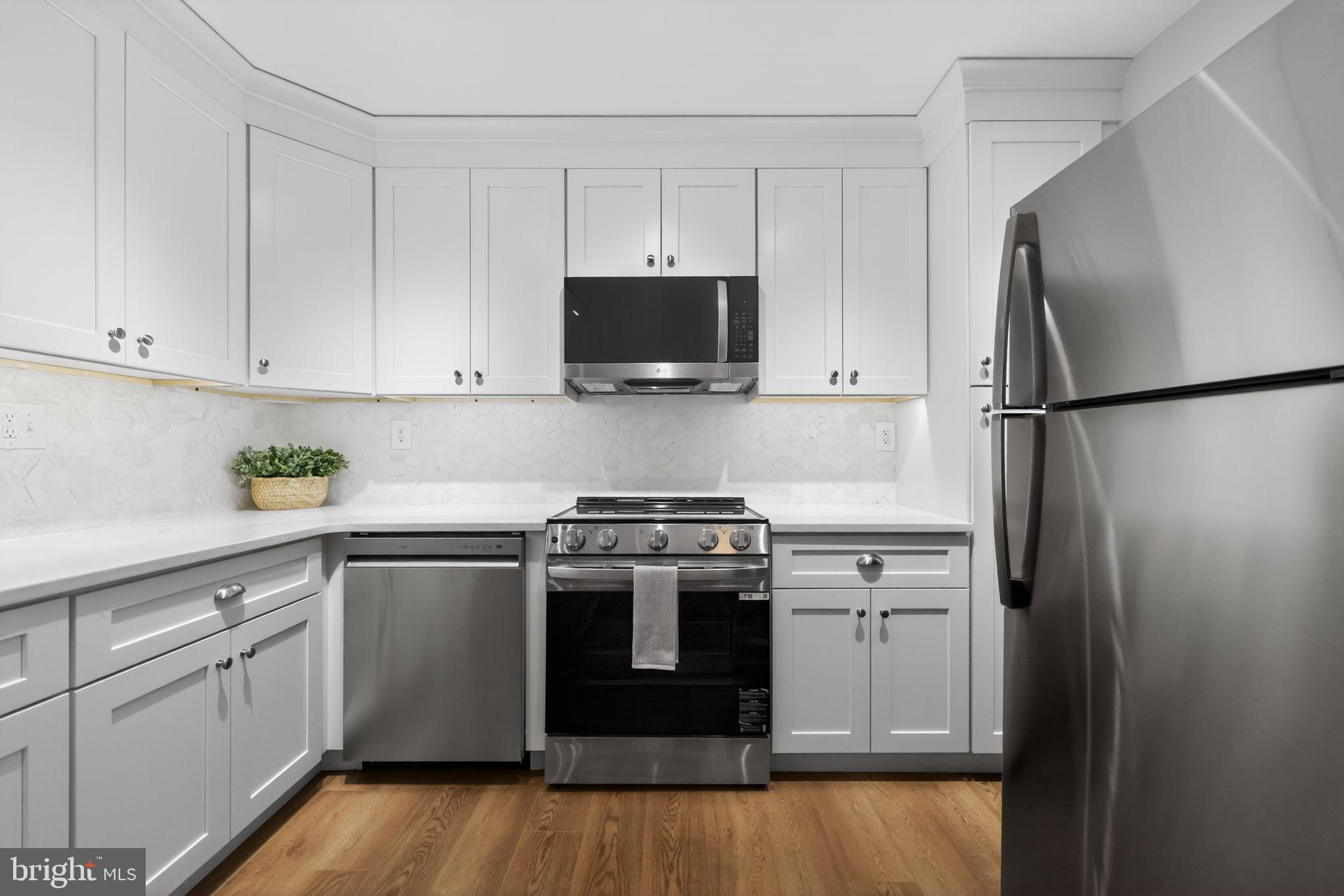 HAVERFORD HILL - Residential