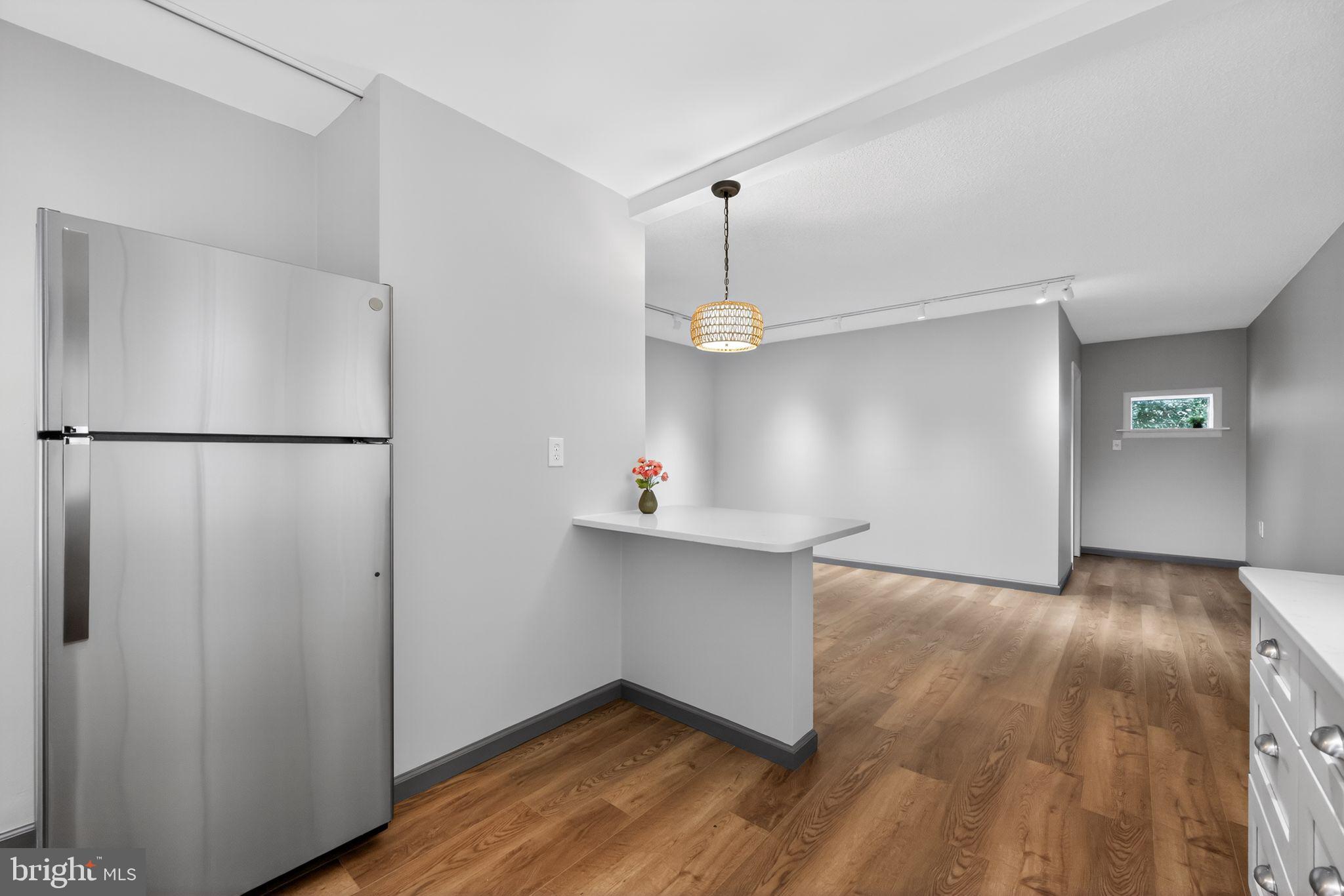 HAVERFORD HILL - Residential