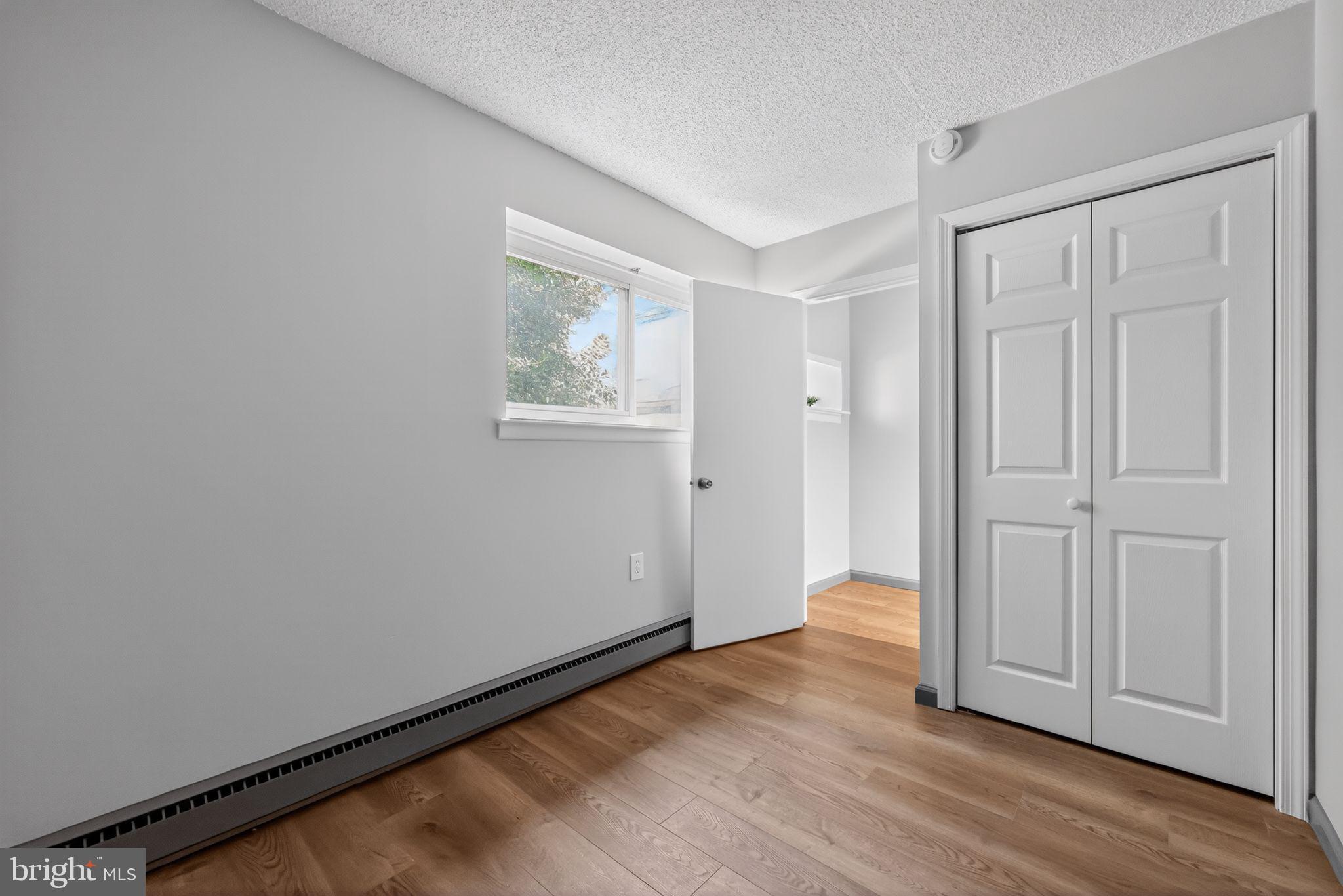 HAVERFORD HILL - Residential