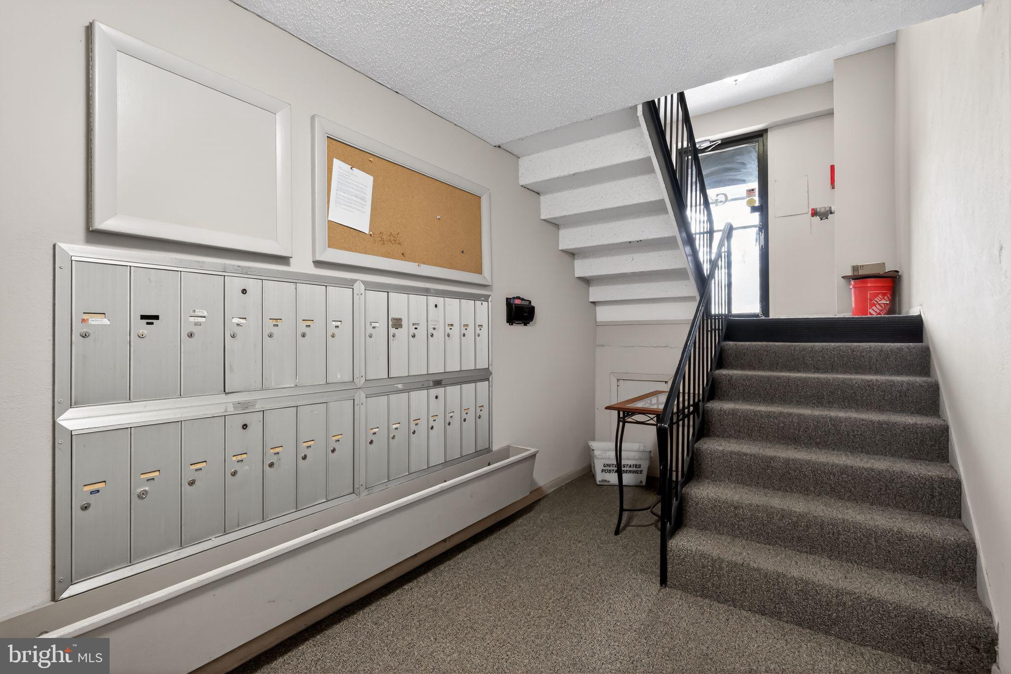 HAVERFORD HILL - Residential