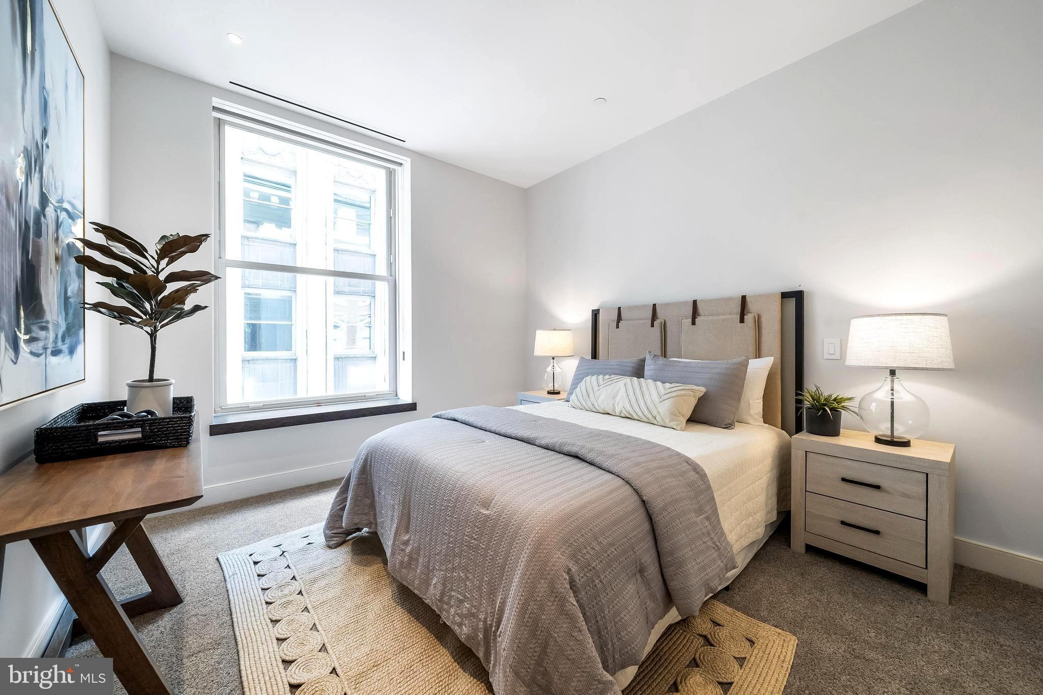 LOGAN SQUARE - Residential Lease