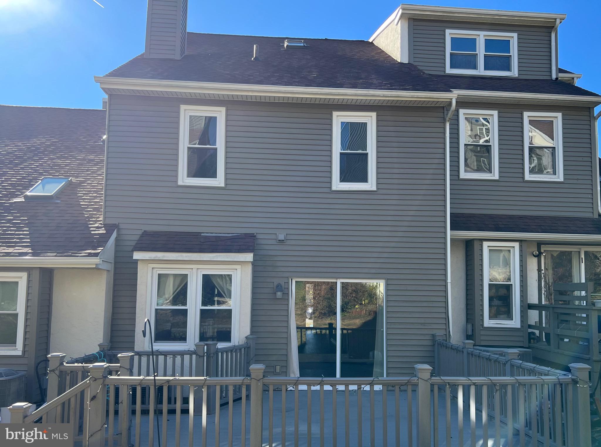 LIONGATE - Residential