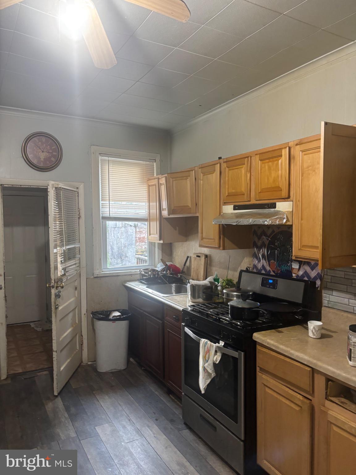 1157 CHAMBERS STREET