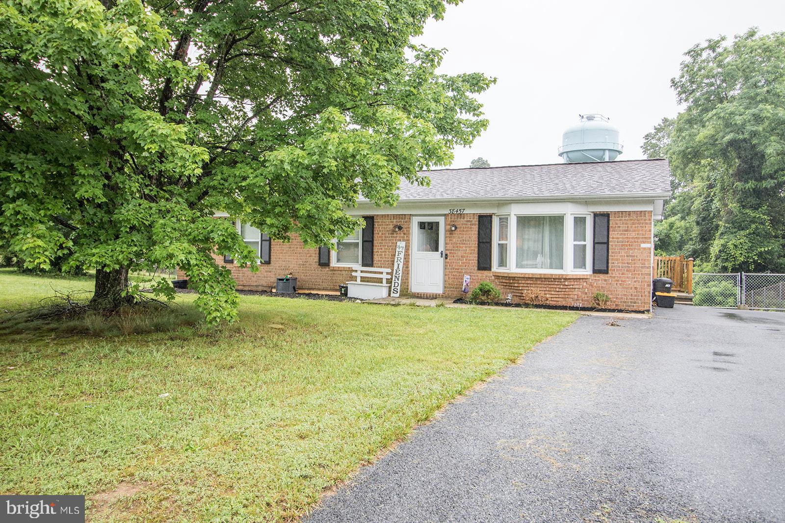 38457 LAUREL RIDGE COURT