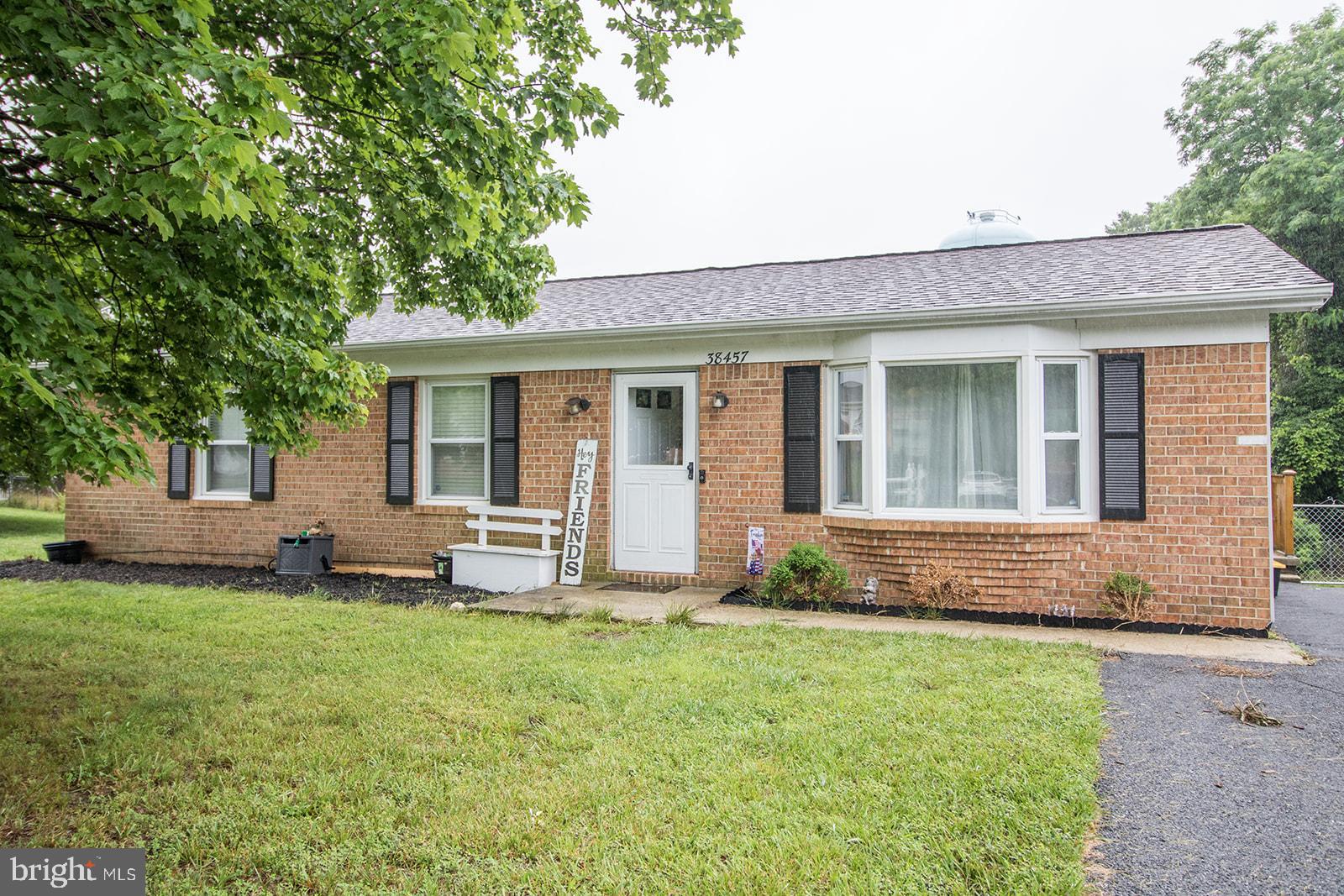 38457 LAUREL RIDGE COURT