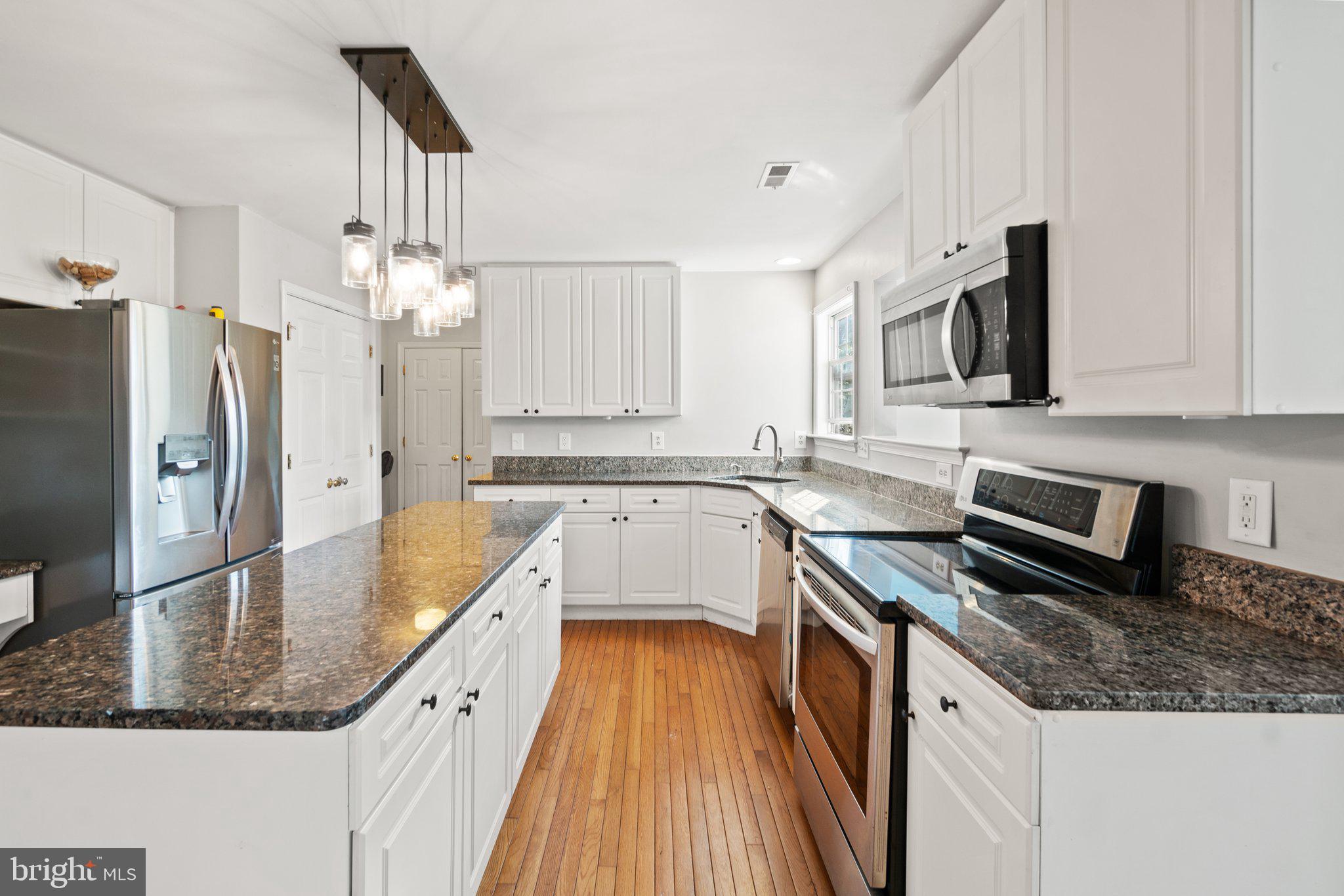 FAIRWAY MEADOWS - Residential