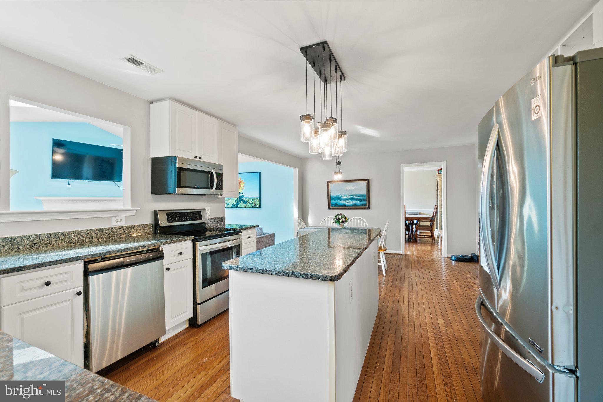 FAIRWAY MEADOWS - Residential