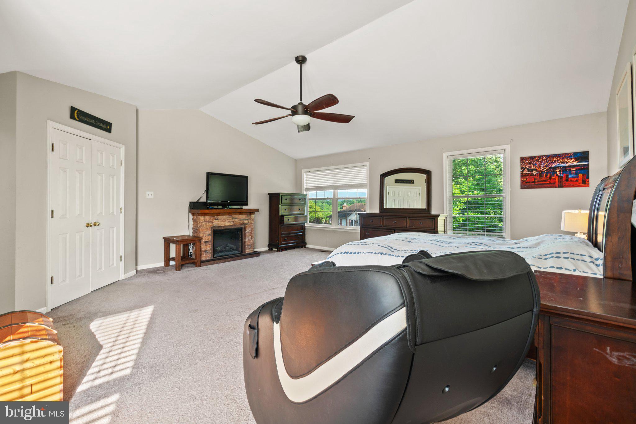 FAIRWAY MEADOWS - Residential